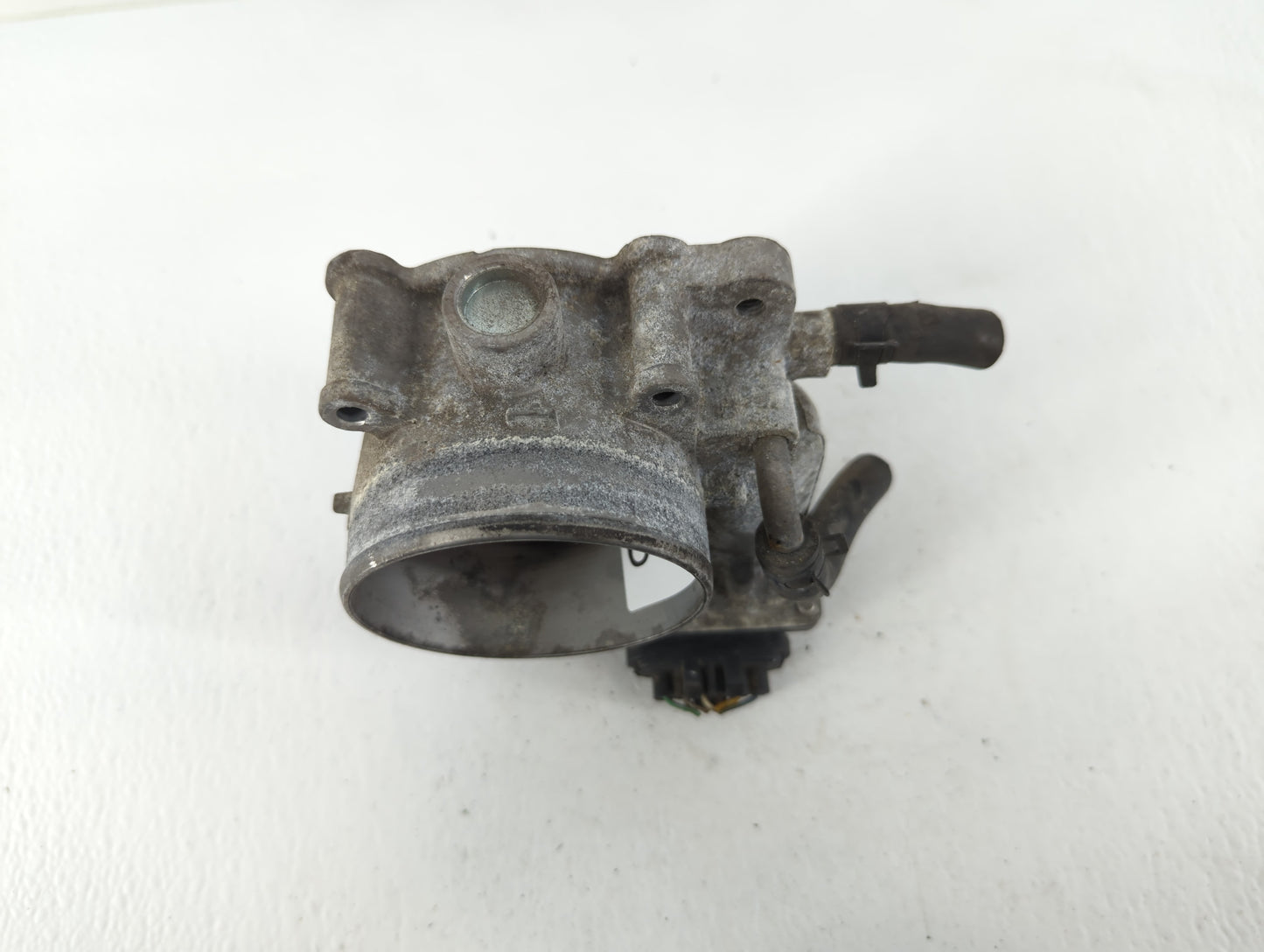 2014-2016 Kia Cadenza Throttle Body P/N:35100-3CAA0 Fits Fits 2012 2013 2014 2015 2016 2017 2018 OEM Used Auto Parts - Oemus
