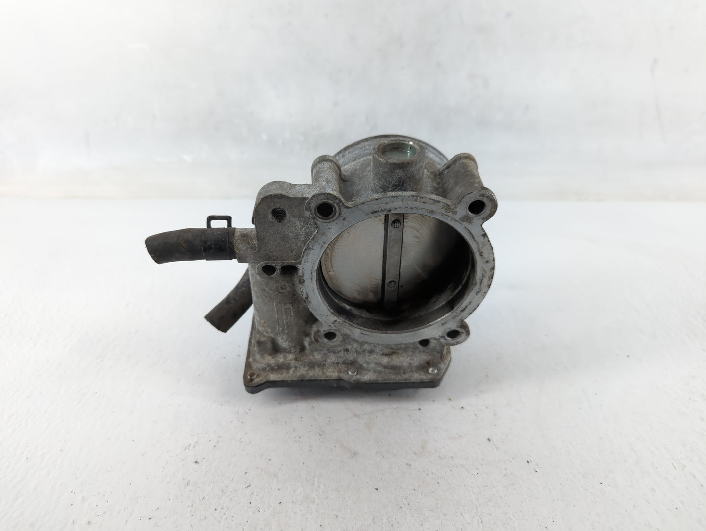 2014-2016 Kia Cadenza Throttle Body P/N:35100-3CAA0 Fits Fits 2012 2013 2014 2015 2016 2017 2018 OEM Used Auto Parts - Oemus
