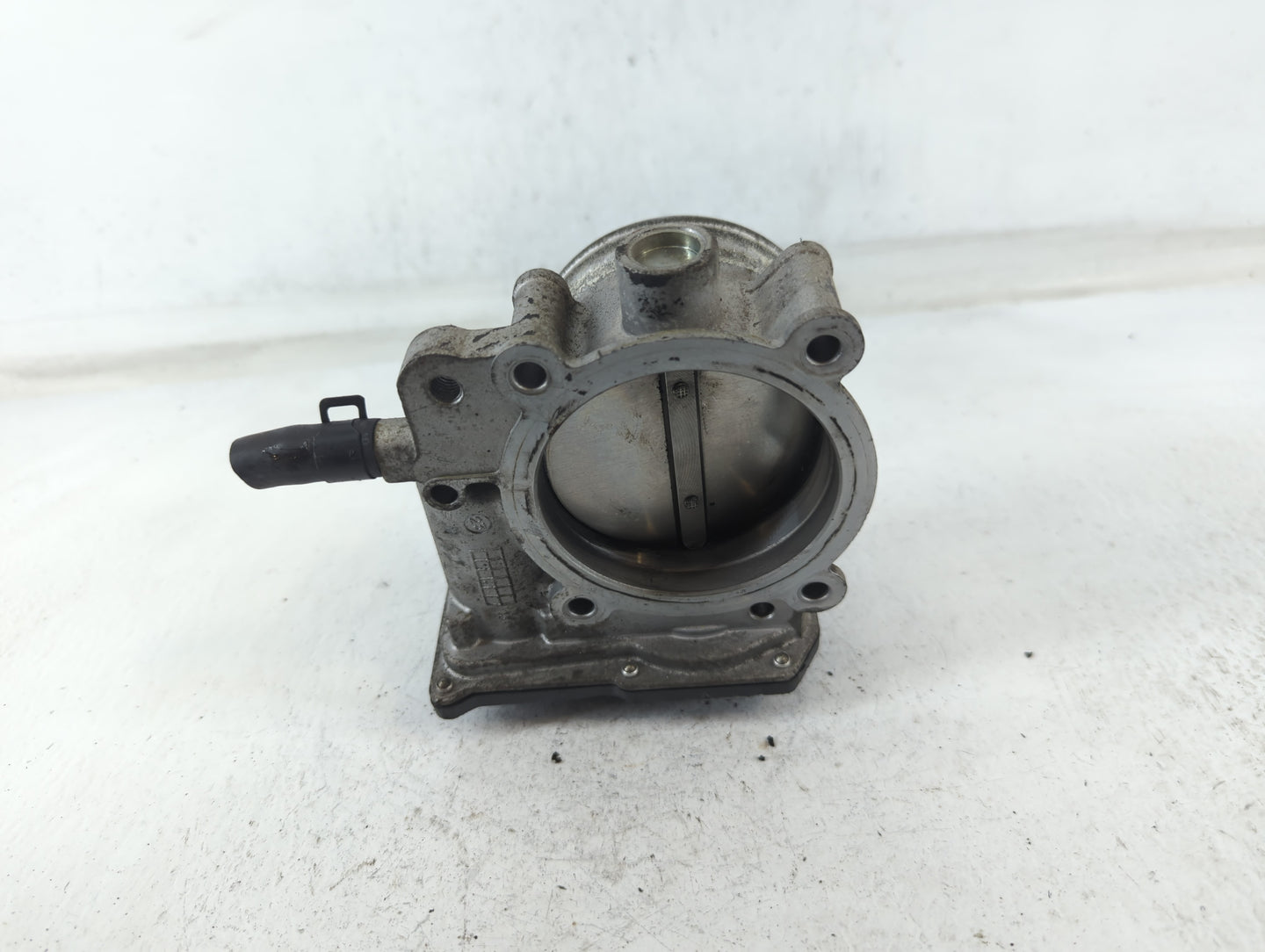 2014-2016 Kia Cadenza Throttle Body P/N:35100-3CAA0 Fits Fits 2012 2013 2014 2015 2016 2017 2018 OEM Used Auto Parts - Oemus