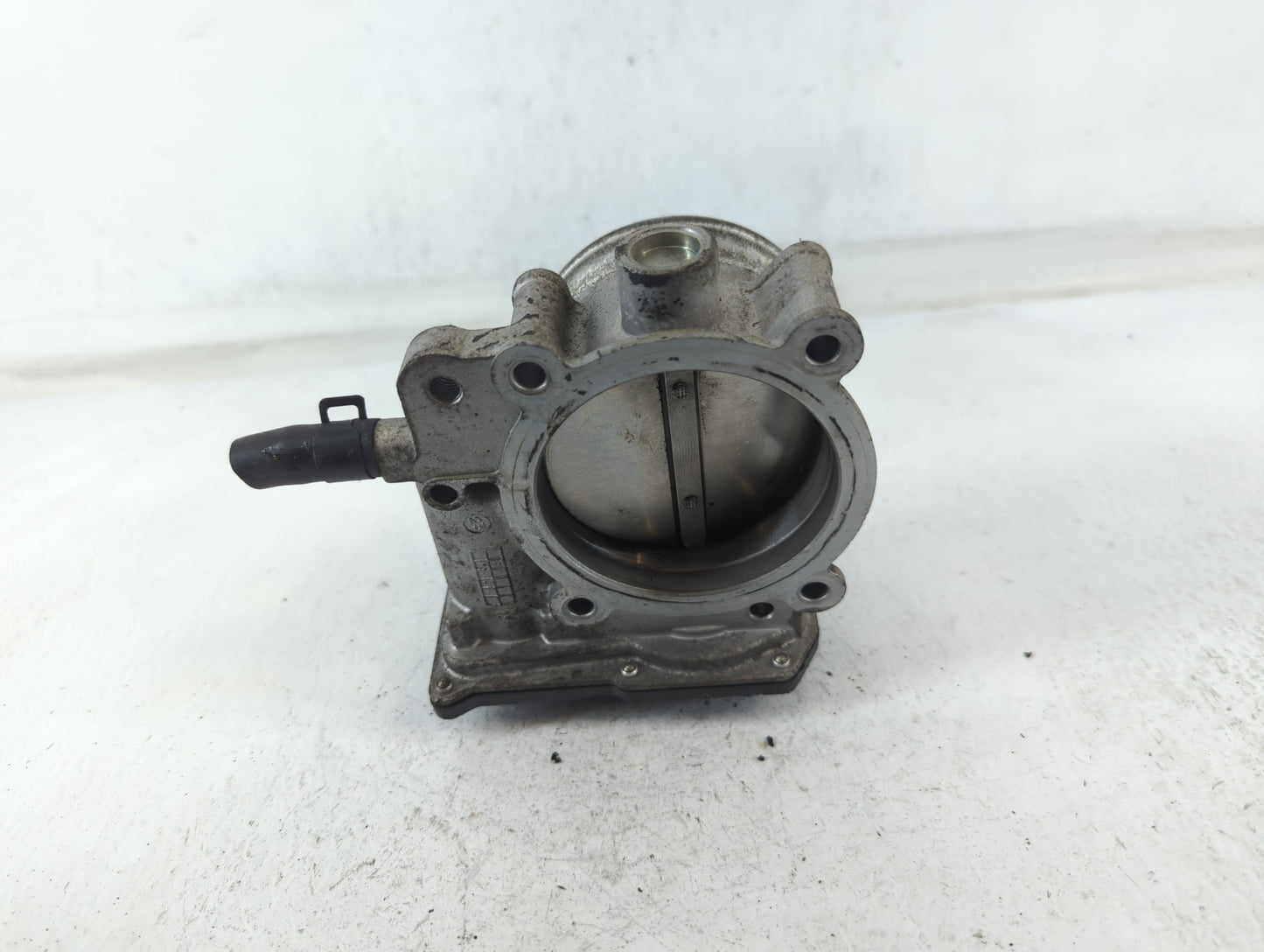 2014-2016 Kia Cadenza Throttle Body P/N:35100-3CAA0 Fits Fits 2012 2013 2014 2015 2016 2017 2018 OEM Used Auto Parts - Oemus