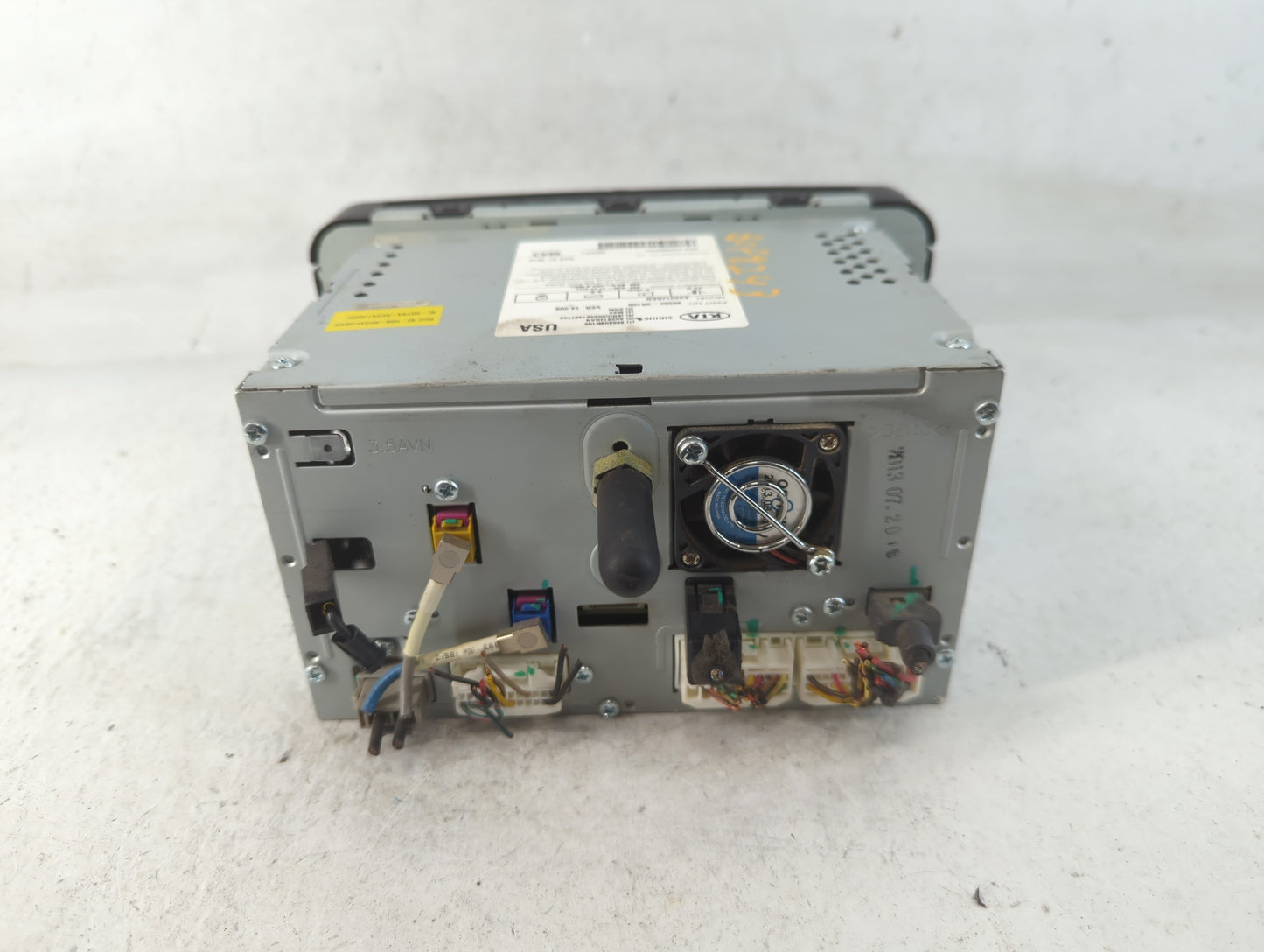 2014-2015 Kia Cadenza Radio AM FM Cd Player Receiver Replacement P/N:96560-3R105 Fits Fits 2014 2015 OEM Used Auto Parts - O
