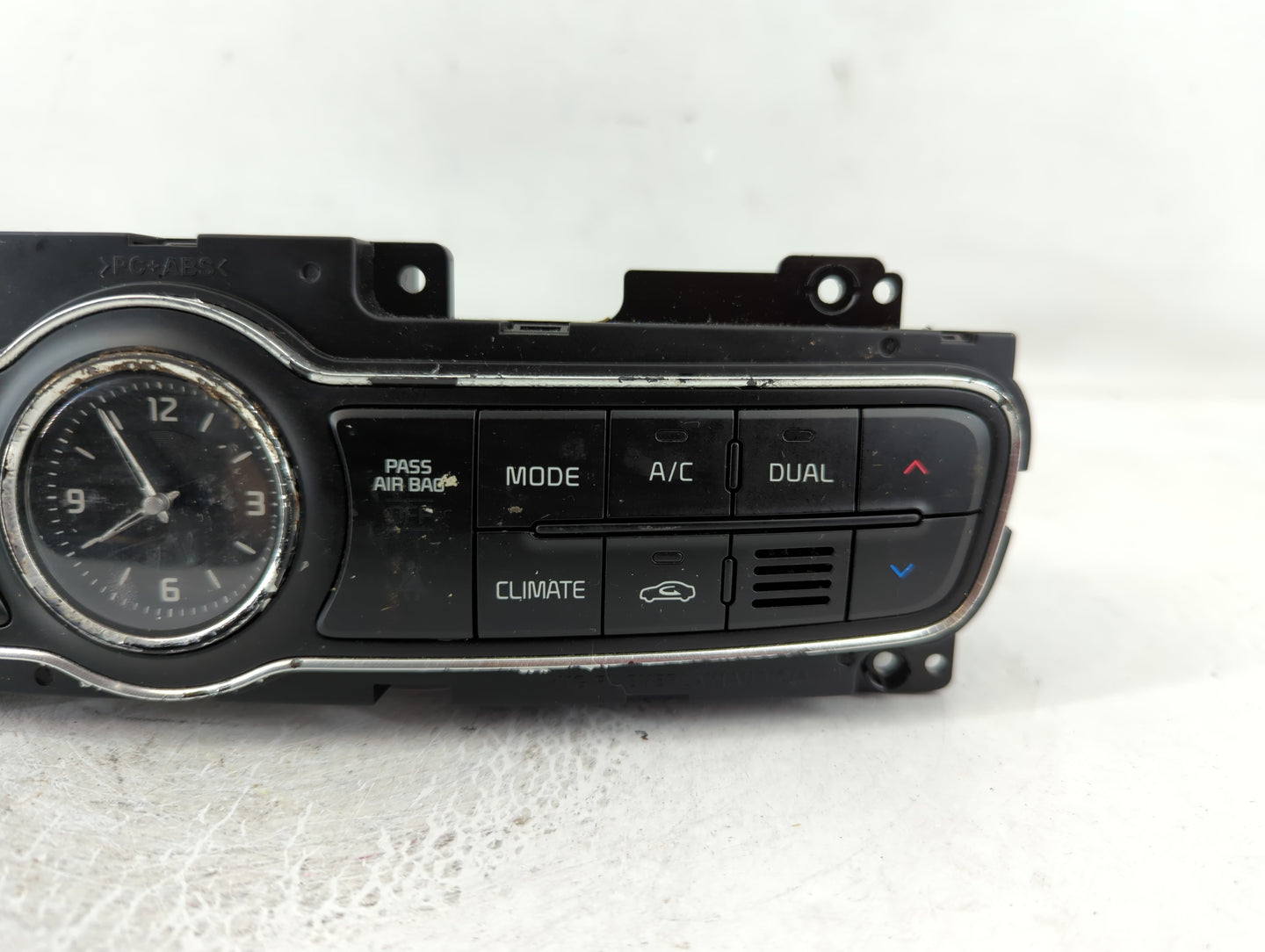 2014-2016 Kia Cadenza Climate Control Module Temperature AC/Heater Replacement P/N:972503RGF0 Fits Fits 2014 2015 2016 OEM U
