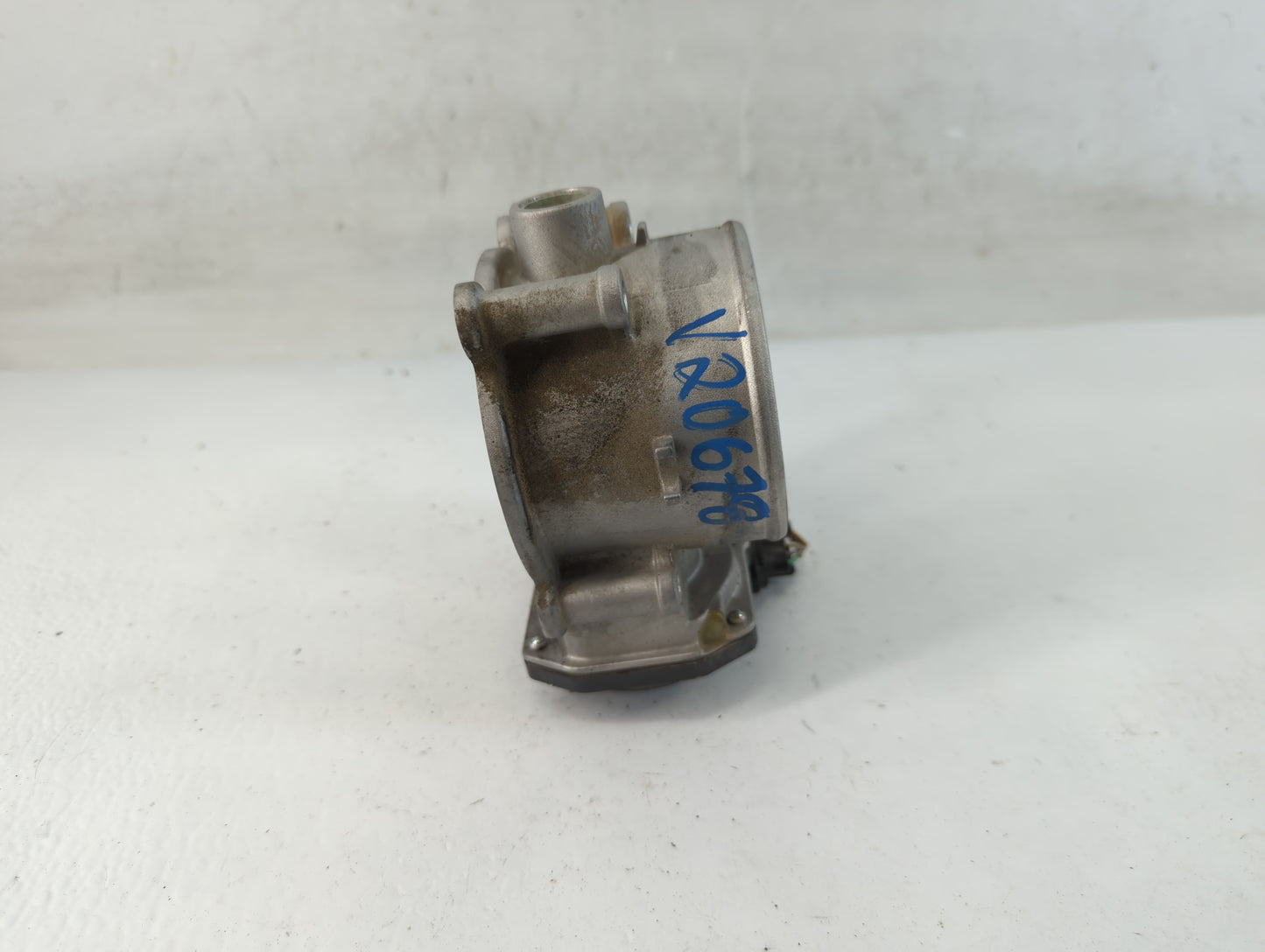 2014-2016 Kia Cadenza Throttle Body P/N:35100-3CAA0 Fits Fits 2012 2013 2014 2015 2016 2017 2018 OEM Used Auto Parts - Oemus