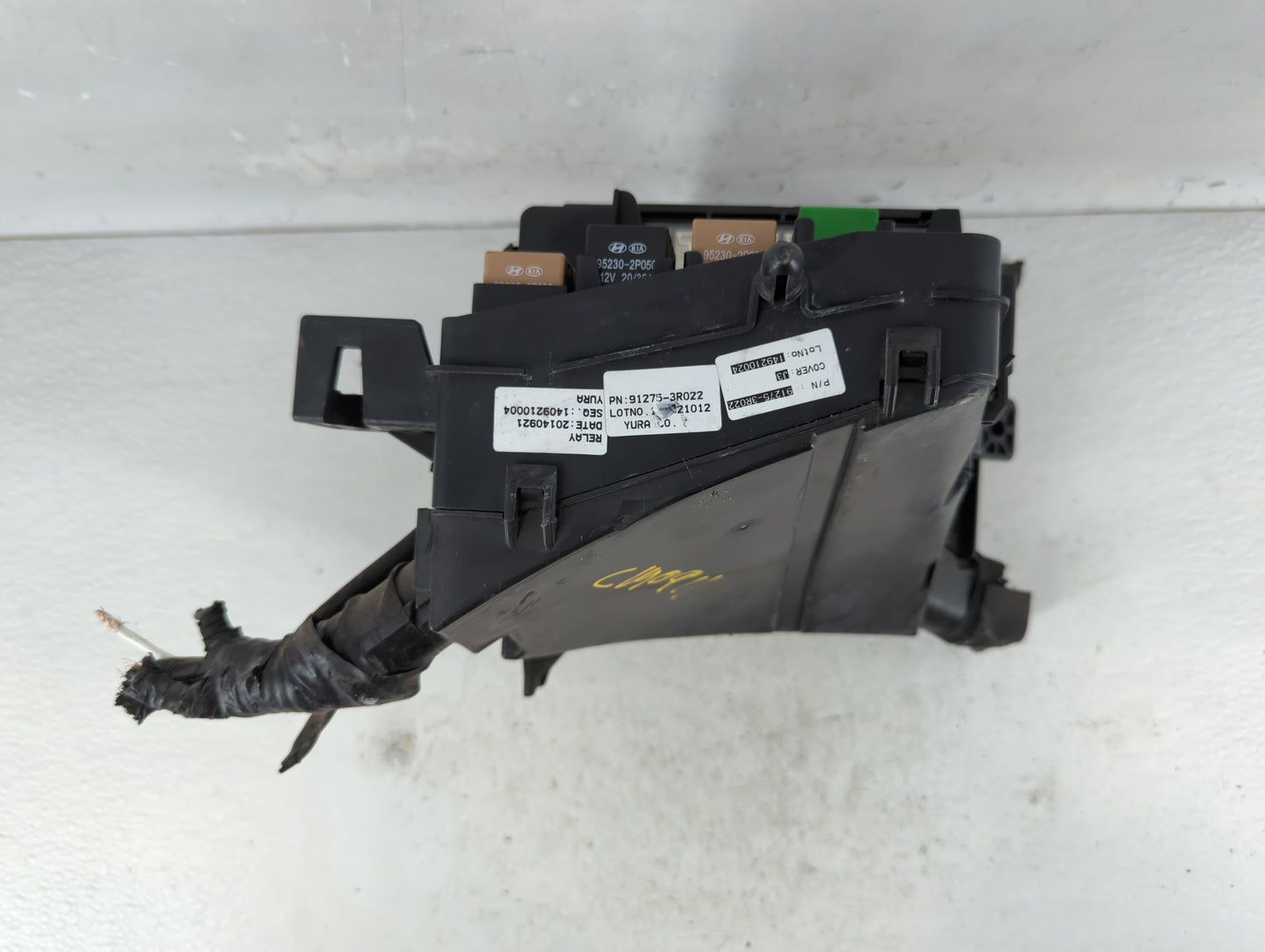 2014-2016 Kia Cadenza Fusebox Fuse Box Panel Relay Module P/N:91275-3R020 91275-3R022 Fits Fits 2014 2015 2016 OEM Used Auto
