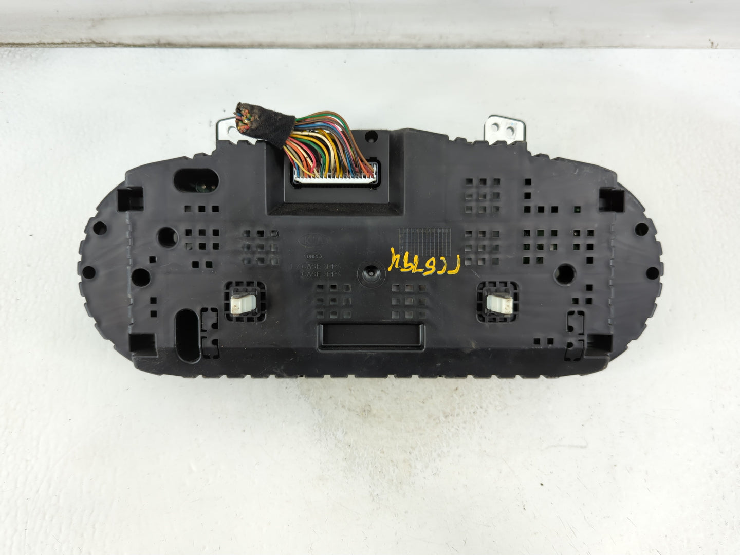 2014 Kia Cadenza Instrument Cluster Speedometer Gauges P/N:94031-3R090 Fits OEM Used Auto Parts - Oemusedautoparts1.com