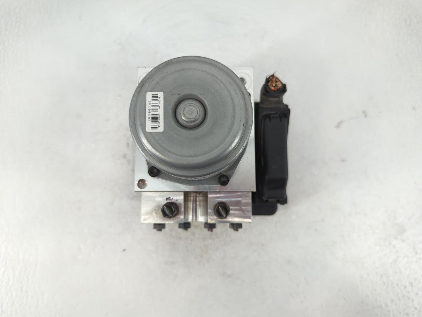 2014-2016 Kia Cadenza ABS Pump Control Module Replacement P/N:58920-3R970 Fits Fits 2014 2015 2016 OEM Used Auto Parts - Oem