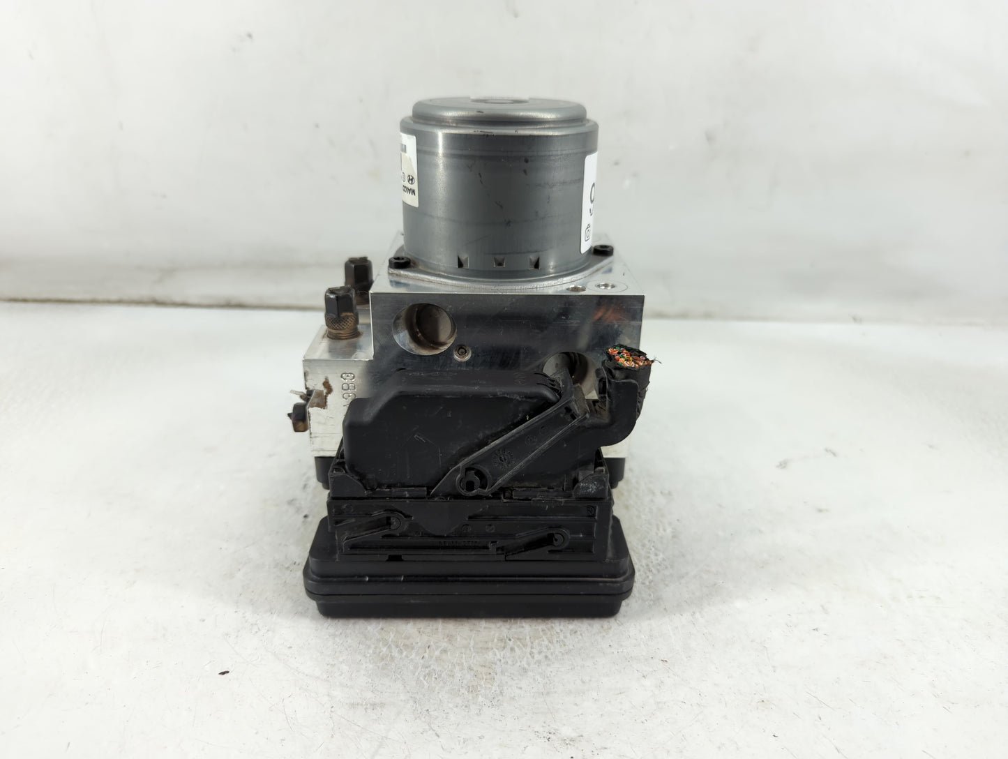 2014-2016 Kia Cadenza ABS Pump Control Module Replacement P/N:58920-3R970 Fits Fits 2014 2015 2016 OEM Used Auto Parts - Oem