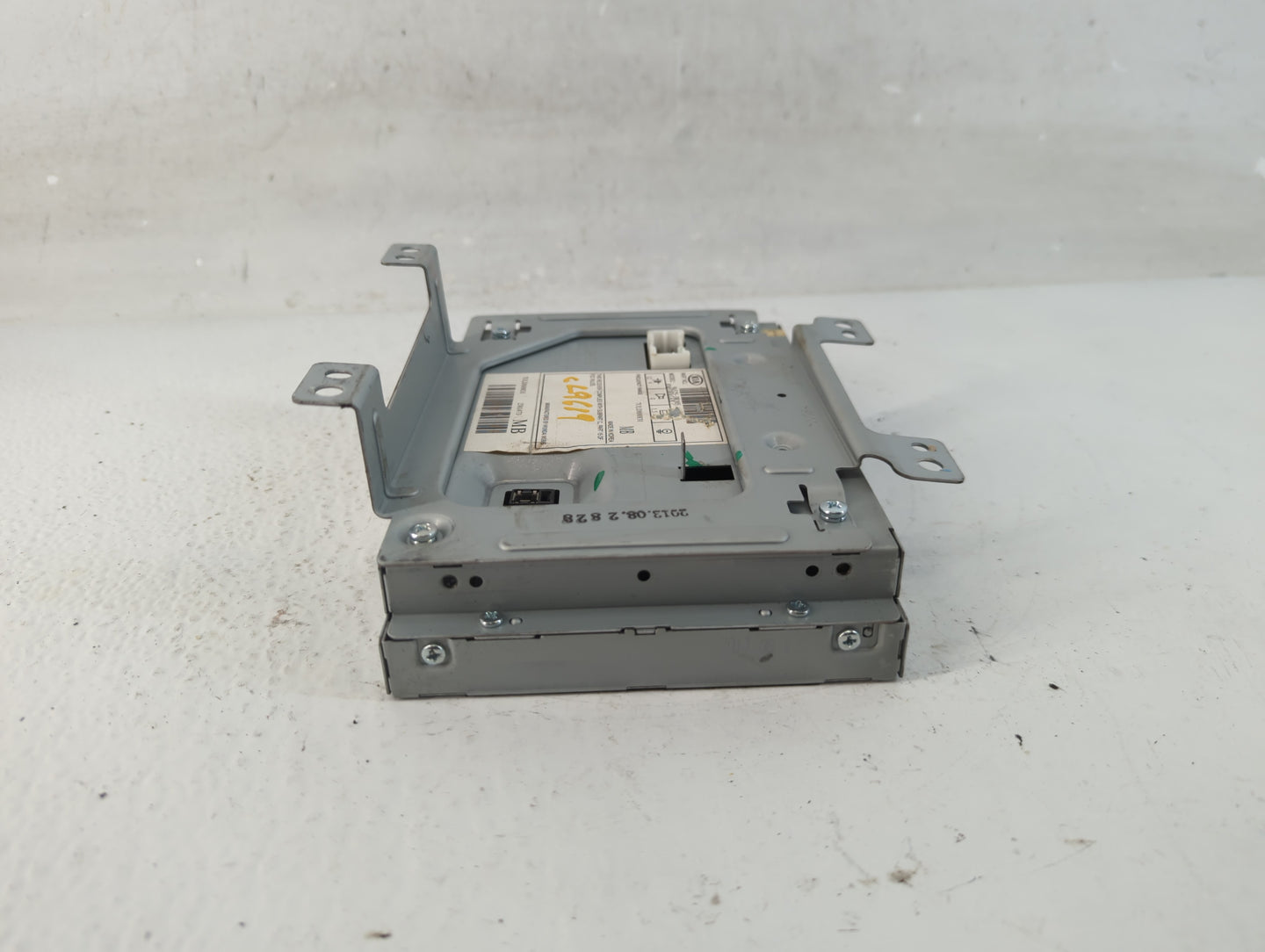 2014-2016 Kia Cadenza Information Display Screen - Oemusedautoparts1.com