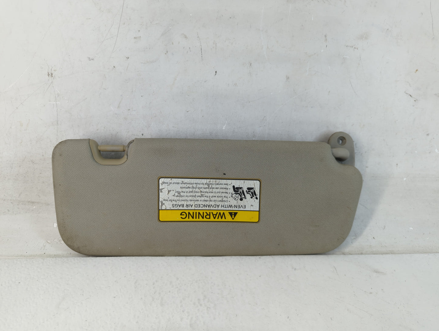 2014-2016 Kia Forte Sun Visor Shade Replacement Driver Left Mirror Fits Fits 2014 2015 2016 OEM Used Auto Parts - Oemusedaut