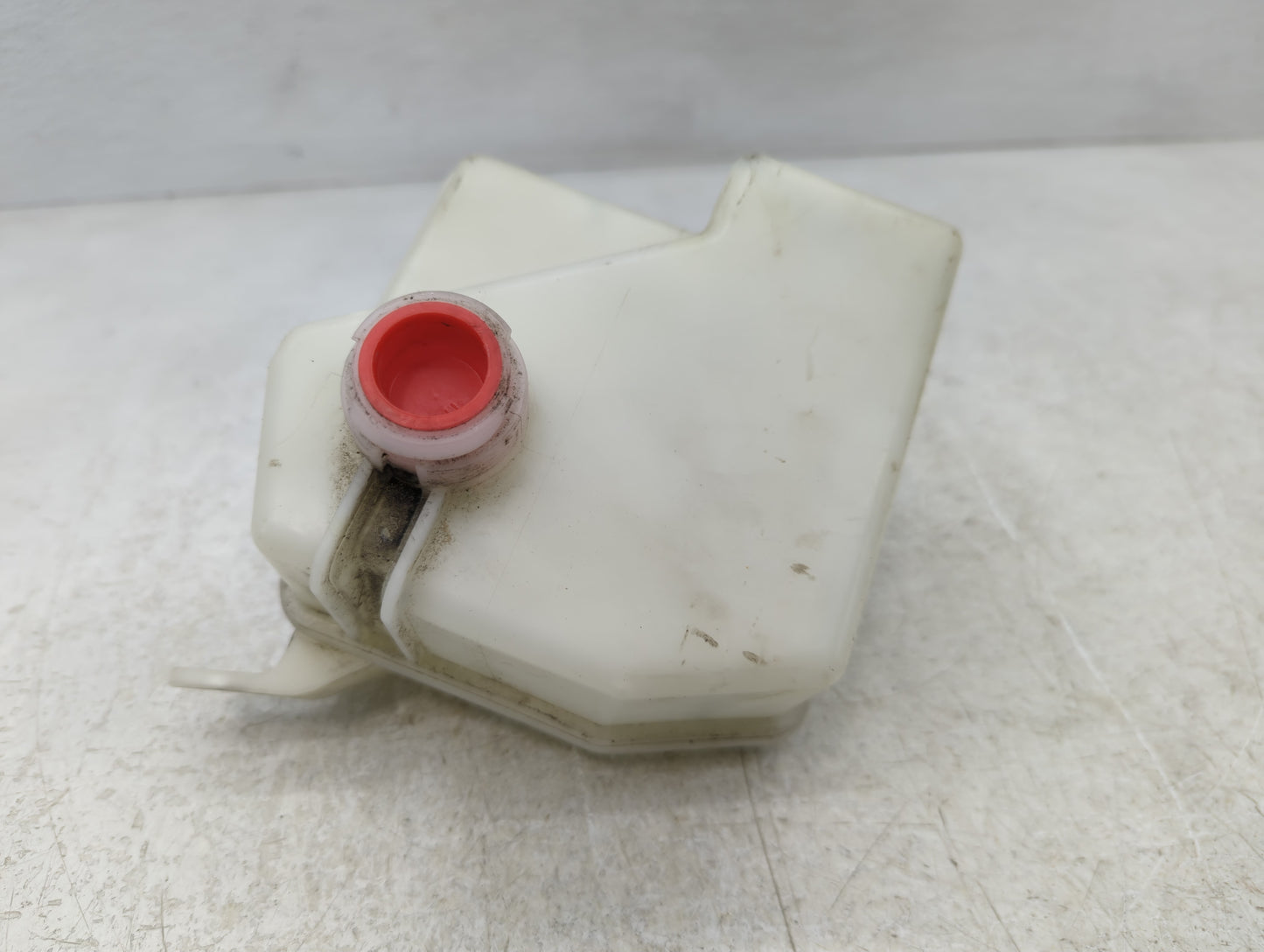Kia Forte Radiator Coolant Overflow Expansion Tank Bottle 1103353 - Oemusedautoparts1.com