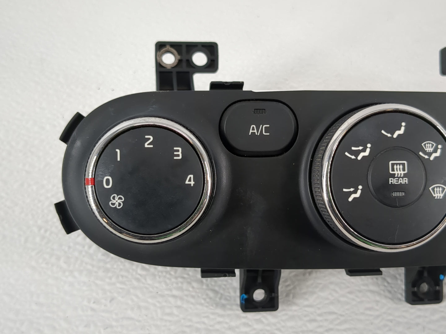 2014-2016 Kia Forte Climate Control Module Temperature AC/Heater Replacement P/N:97250-A7050 Fits Fits 2014 2015 2016 OEM Us