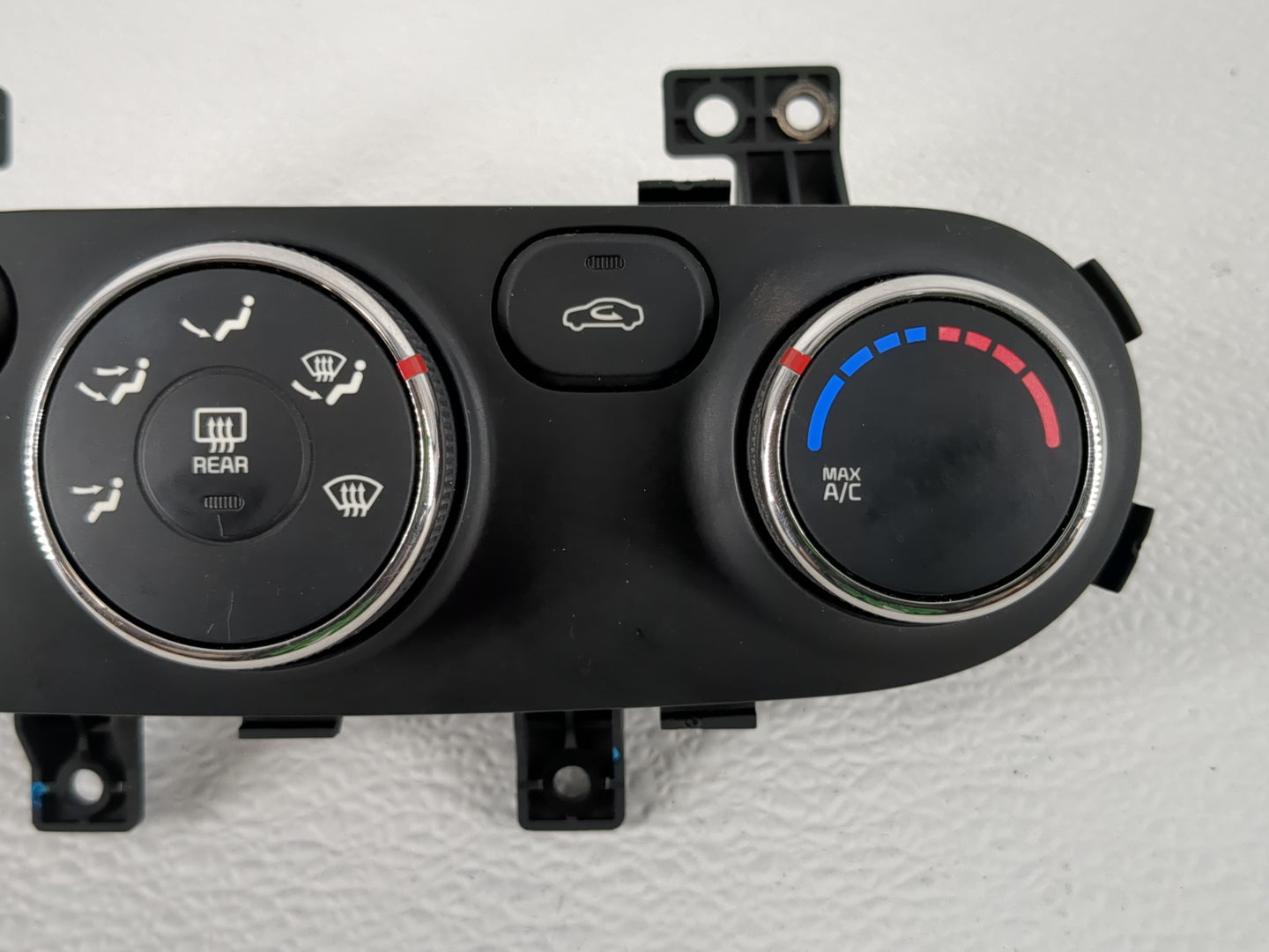 2014-2016 Kia Forte Climate Control Module Temperature AC/Heater Replacement P/N:97250-A7050 Fits Fits 2014 2015 2016 OEM Us