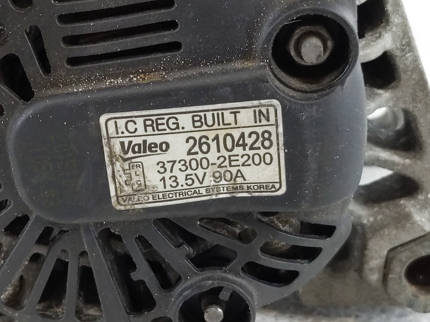 2014 Kia Forte Alternator Replacement Generator Charging Assembly Engine OEM P/N:37300-2E200 Fits Fits 2012 2013 2015 OEM Us