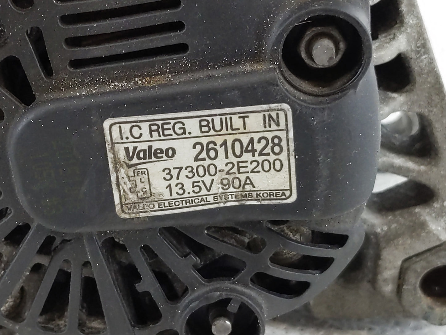 2014 Kia Forte Alternator Replacement Generator Charging Assembly Engine OEM P/N:37300-2E200 Fits Fits 2012 2013 2015 OEM Us