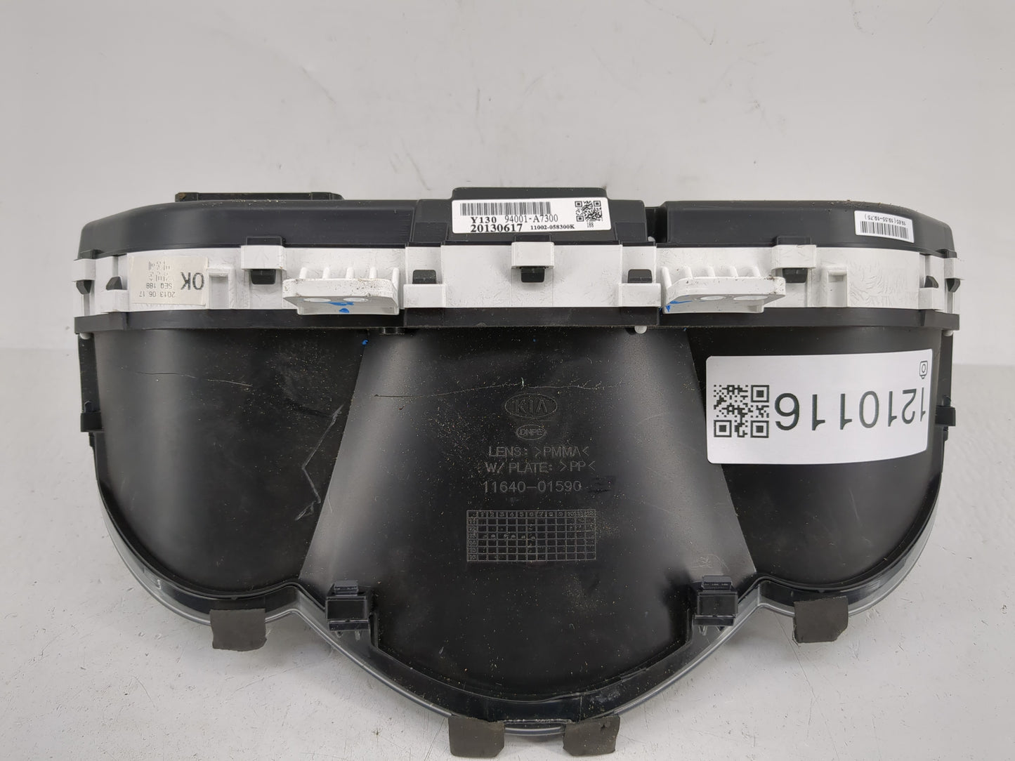 2014-2016 Kia Forte Instrument Cluster Speedometer Gauges P/N:94001-A7300 Fits Fits 2014 2015 2016 OEM Used Auto Parts - Oem