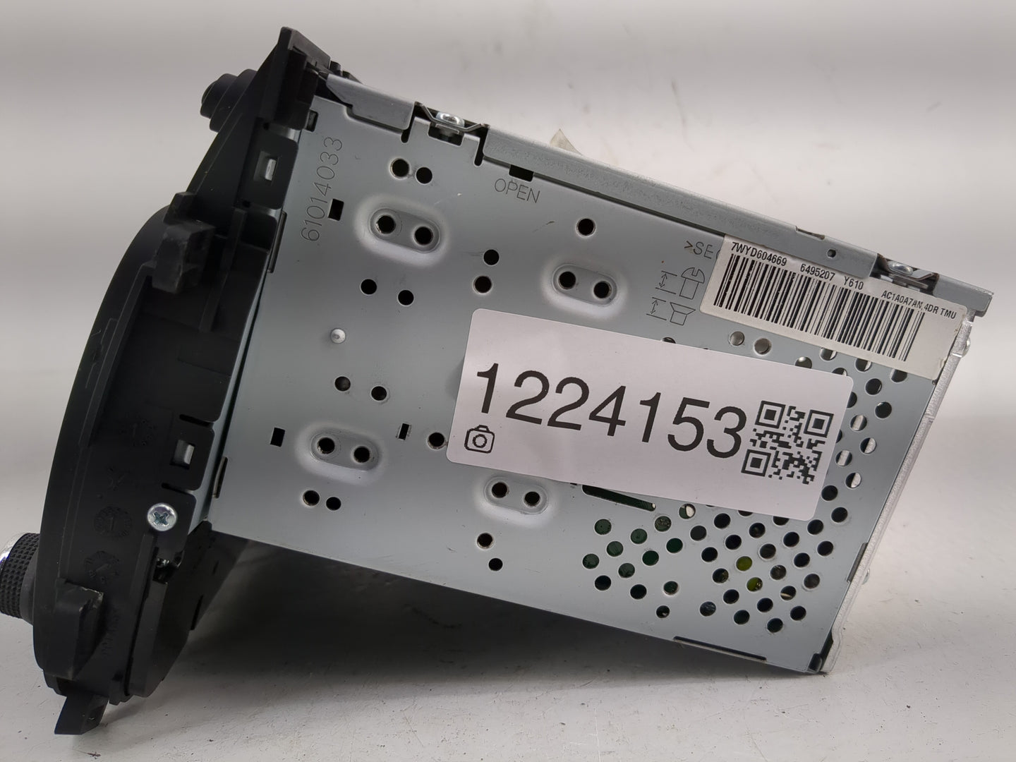 2014-2016 Kia Forte Radio AM FM Cd Player Receiver Replacement P/N:Y6107WYD604669 96160-A7100WK Fits Fits 2014 2015 2016 OEM