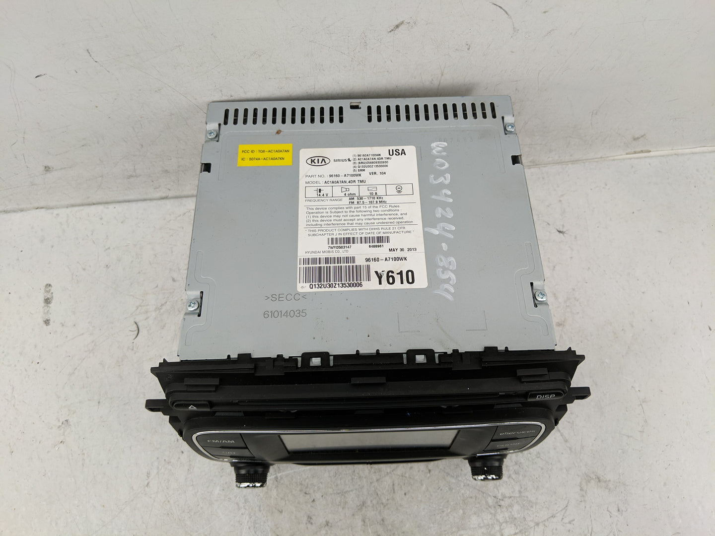 2014-2016 Kia Forte Radio AM FM Cd Player Receiver Replacement P/N:96160-A7100WK Fits Fits 2014 2015 2016 OEM Used Auto Part