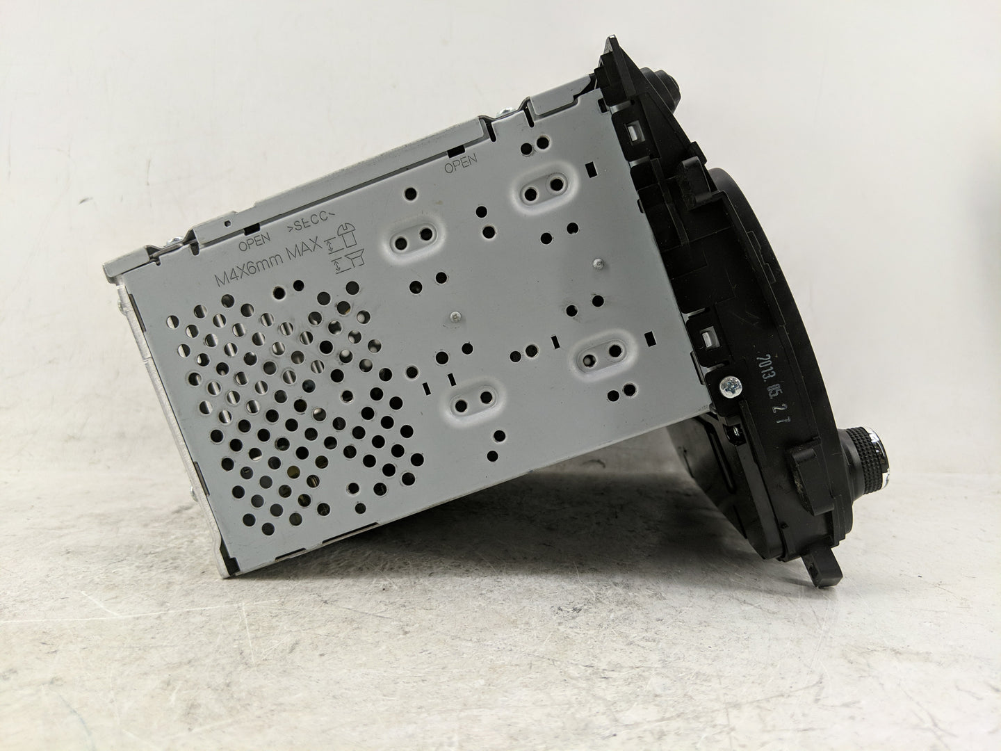 2014-2016 Kia Forte Radio AM FM Cd Player Receiver Replacement P/N:96160-A7100WK Fits Fits 2014 2015 2016 OEM Used Auto Part