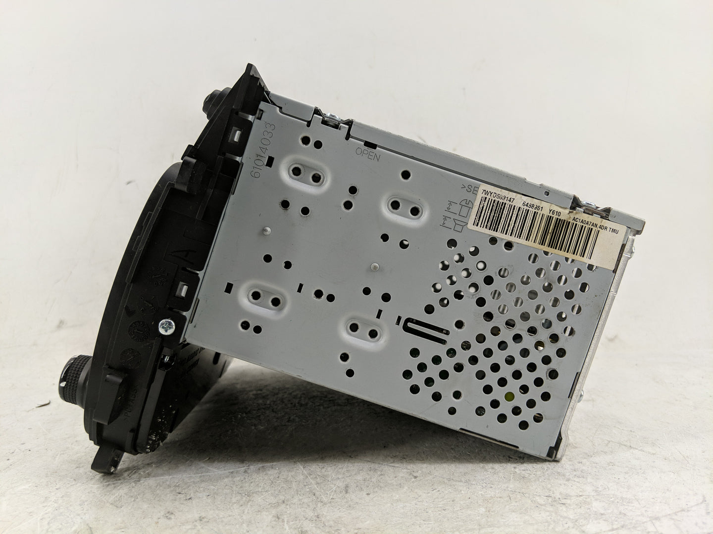 2014-2016 Kia Forte Radio AM FM Cd Player Receiver Replacement P/N:96160-A7100WK Fits Fits 2014 2015 2016 OEM Used Auto Part
