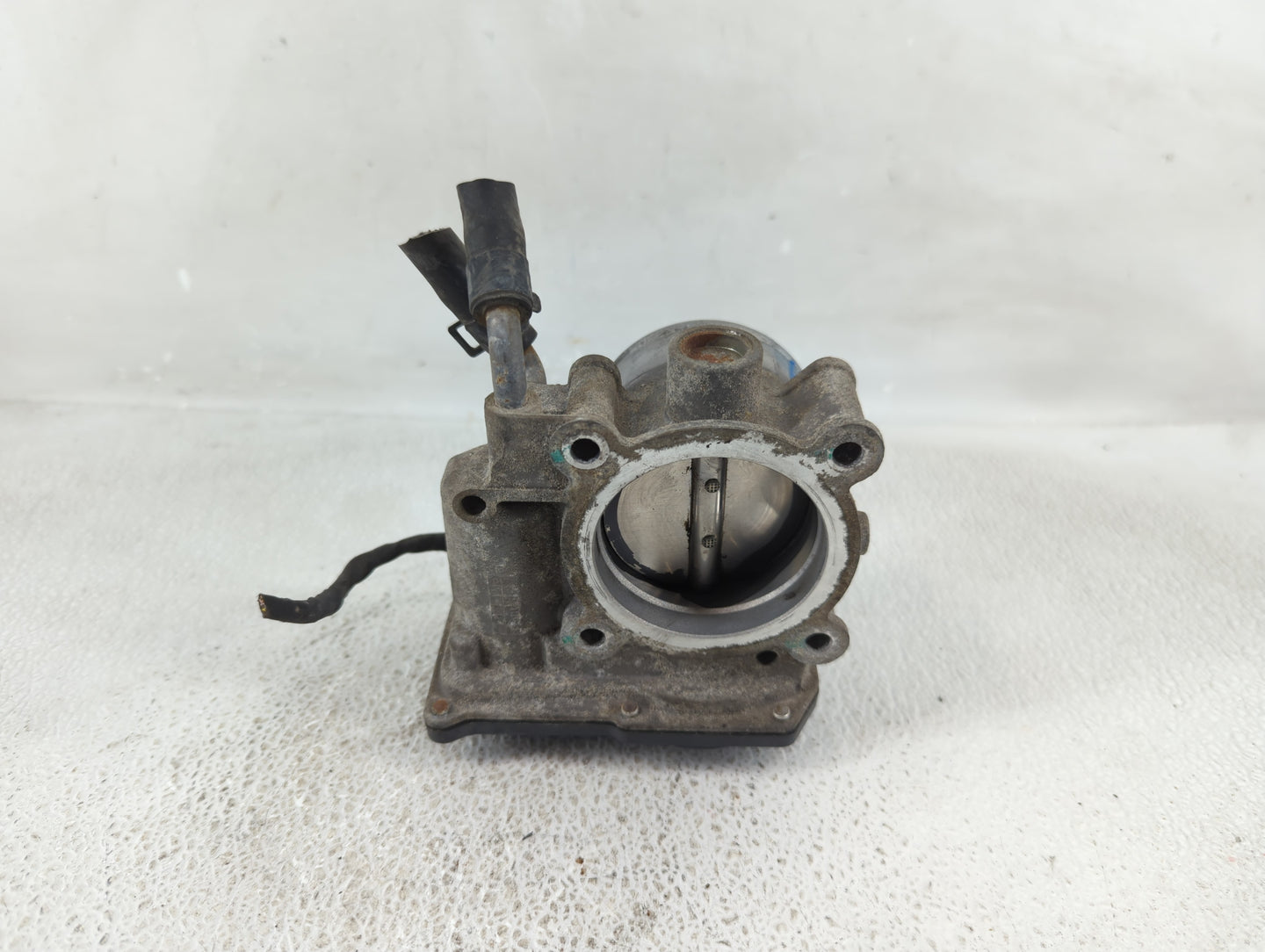 2014-2018 Kia Forte Throttle Body P/N:35100-2E000 Fits Fits 2011 2012 2013 2014 2015 2016 2017 2018 2019 2020 2021 OEM Used 