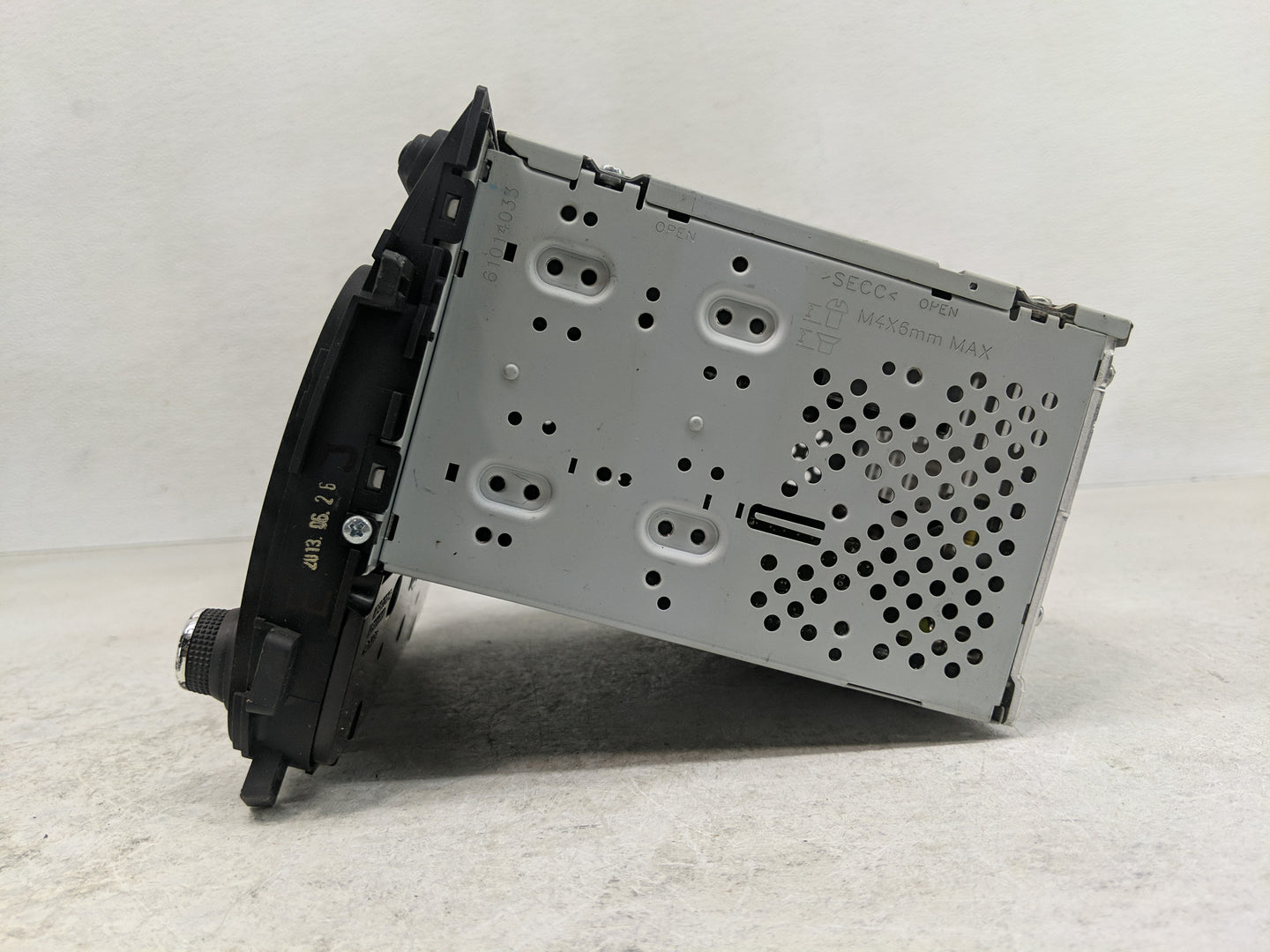 2014-2016 Kia Forte Radio AM FM Cd Player Receiver Replacement P/N:96170-A7170WK Fits Fits 2014 2015 2016 OEM Used Auto Part