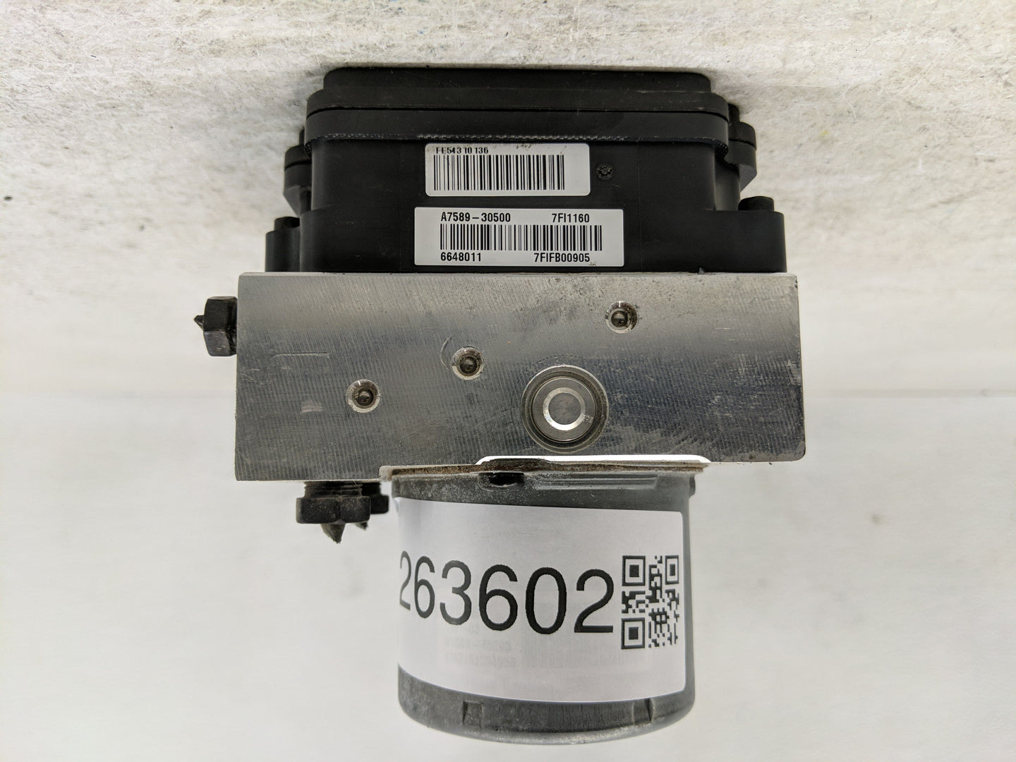 2014-2016 Kia Forte ABS Pump Control Module Replacement P/N:A7589-30500 58920-A7200 Fits Fits 2014 2015 2016 OEM Used Auto P