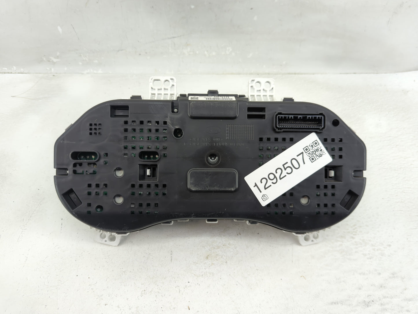 2014-2016 Kia Forte Instrument Cluster Speedometer Gauges P/N:94001-A7300 Fits Fits 2014 2015 2016 OEM Used Auto Parts - Oem