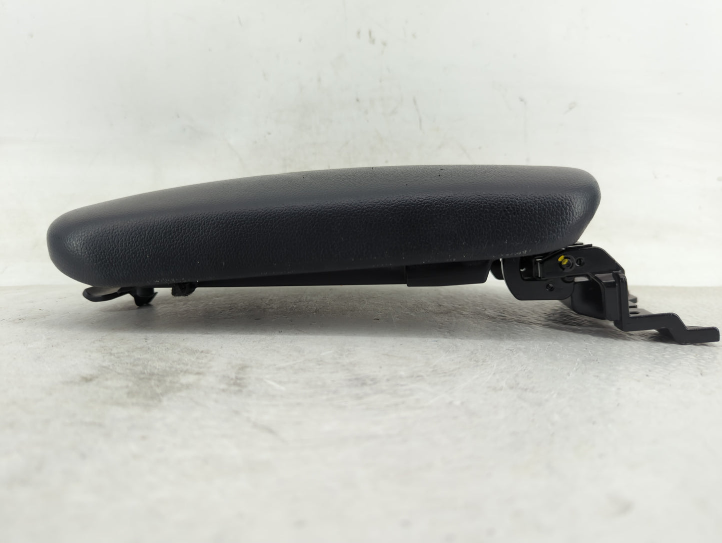 2014 Kia Forte Center Console Armrest Cover Lid Fits OEM Used Auto Parts - Oemusedautoparts1.com