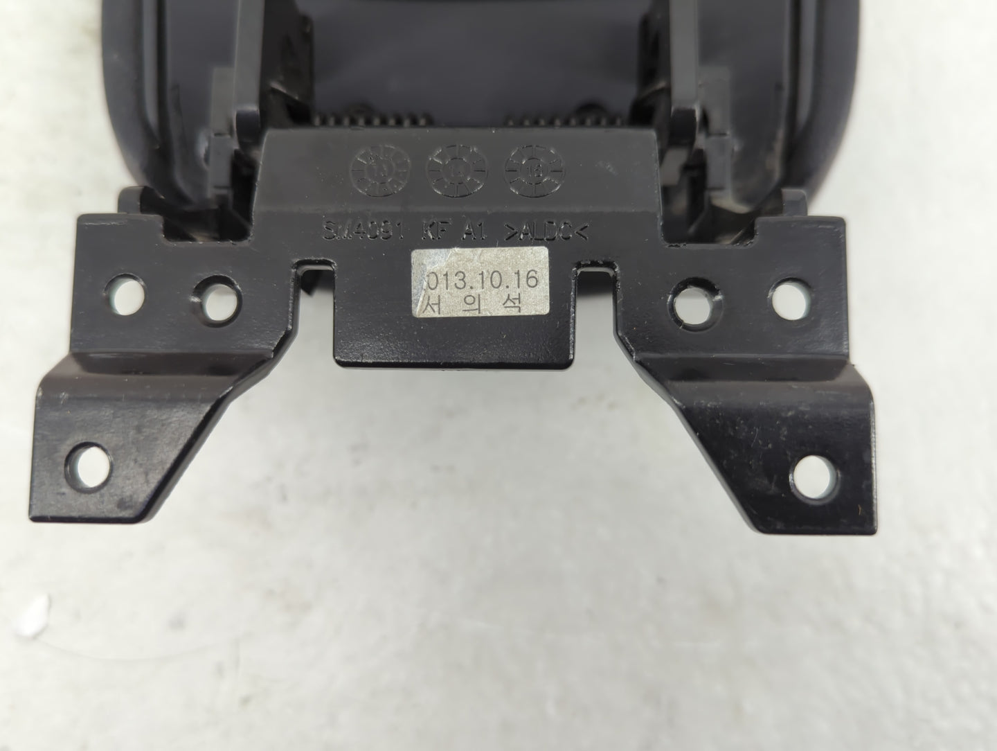 2014 Kia Forte Center Console Armrest Cover Lid Fits OEM Used Auto Parts - Oemusedautoparts1.com