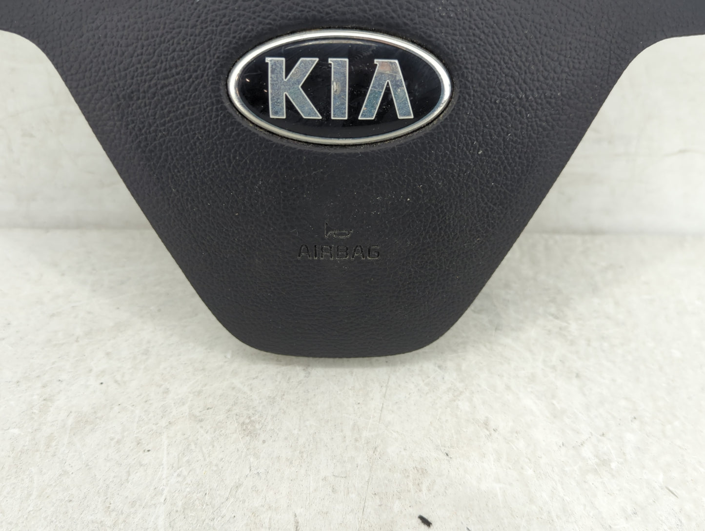 2014-2016 Kia Forte Air Bag Driver Left Steering Wheel Mounted Fits Fits 2014 2015 2016 OEM Used Auto Parts - Oemusedautopar