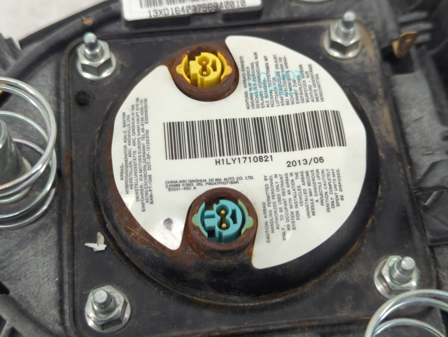 2014-2016 Kia Forte Air Bag Driver Left Steering Wheel Mounted Fits Fits 2014 2015 2016 OEM Used Auto Parts - Oemusedautopar