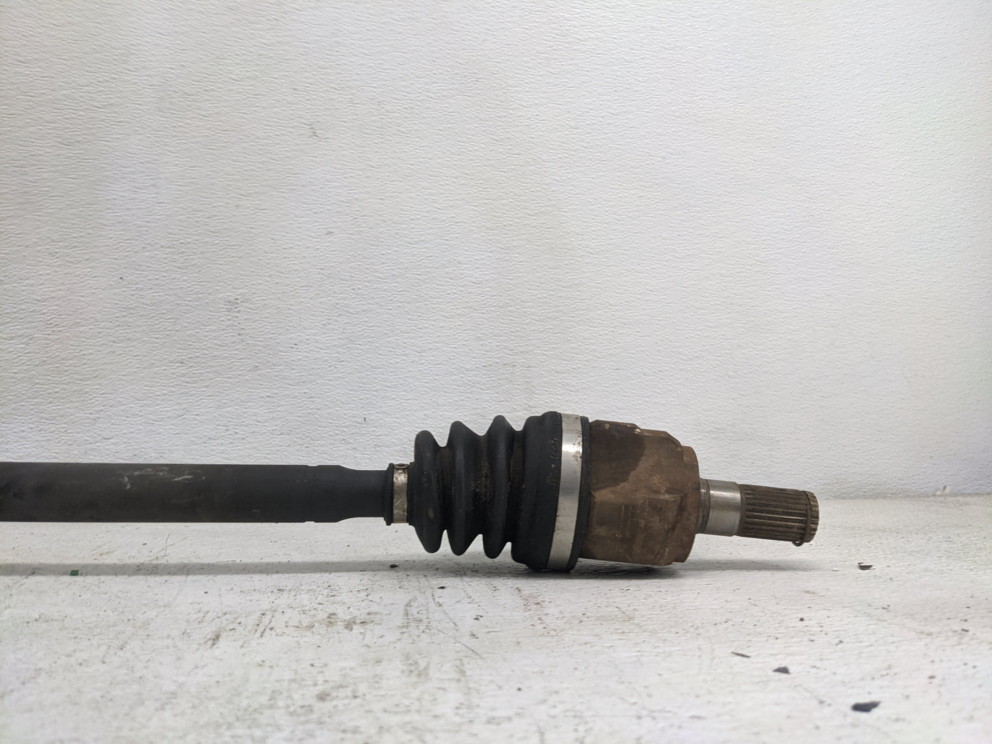 2014 Kia Forte Axle Shaft Front Passenger Cv C/v - Oemusedautoparts1.com