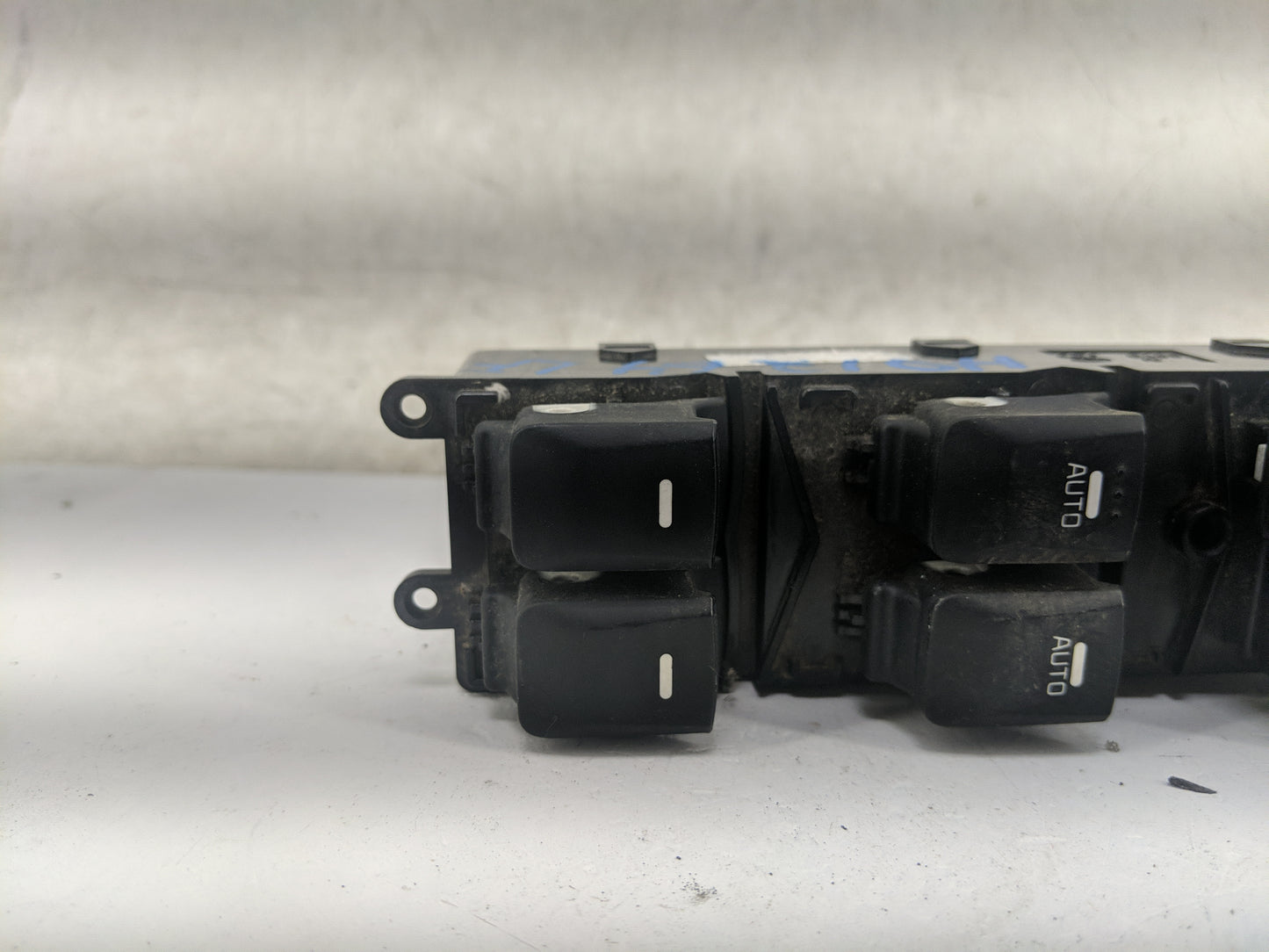 2014-2018 Kia Forte Master Power Window Switch Replacement Driver Side Left Fits Fits 2014 2015 2016 2017 2018 OEM Used Auto