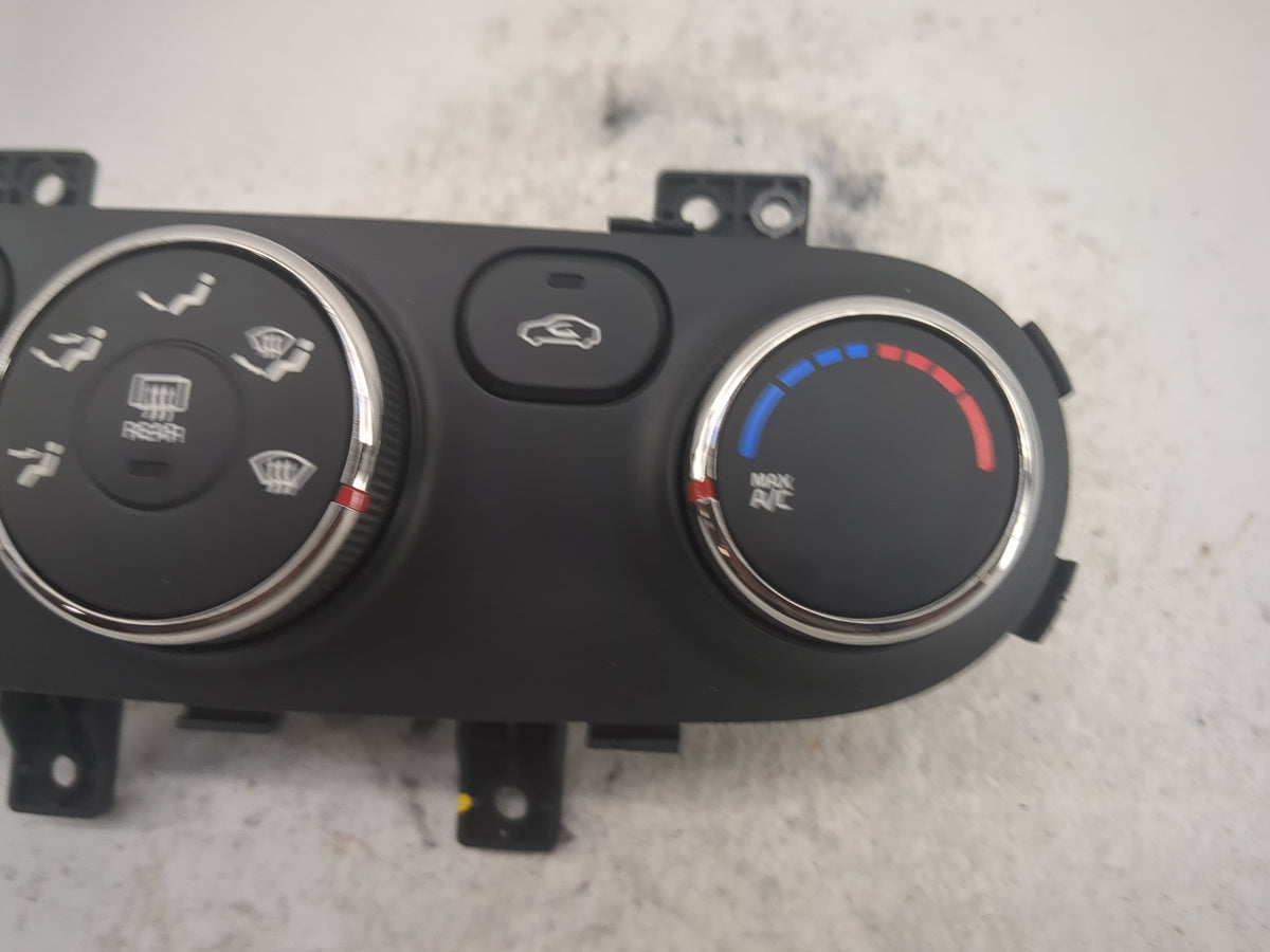 2014-2016 Kia Forte Climate Control Module Temperature AC/Heater Replacement P/N:97250-A7251WK KALAF0017 Fits Fits 2014 2015