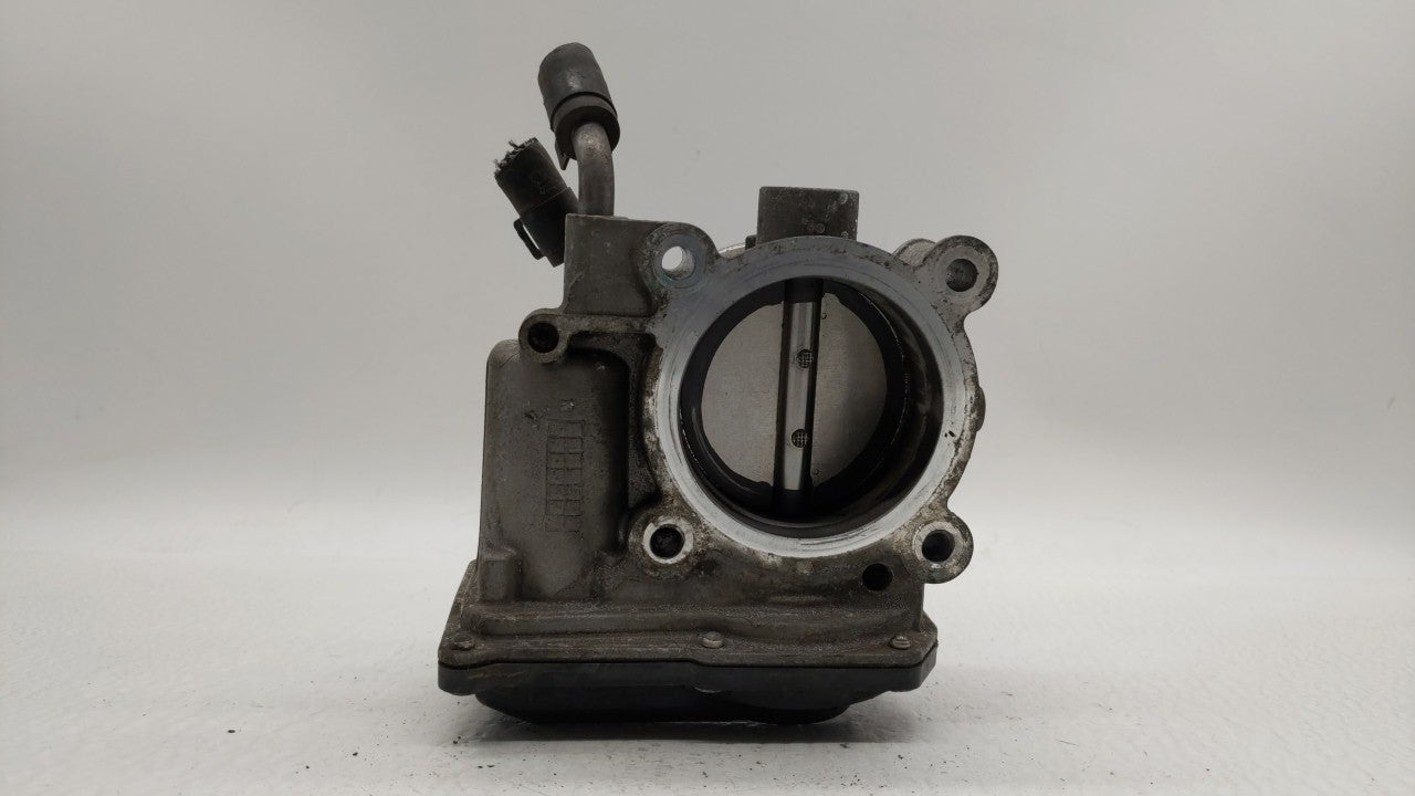 2014-2016 Kia Forte Throttle Body P/N:35100-2E400 Fits Fits 2012 2013 2014 2015 2016 2018 2019 OEM Used Auto Parts - Oemused