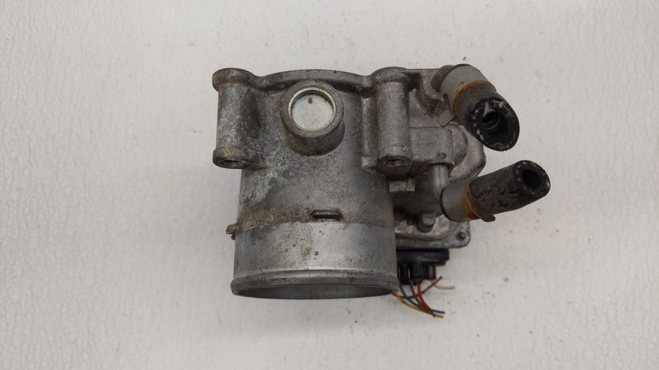 2014-2016 Kia Forte Throttle Body P/N:35100-2E400 Fits Fits 2012 2013 2014 2015 2016 2018 2019 OEM Used Auto Parts - Oemused