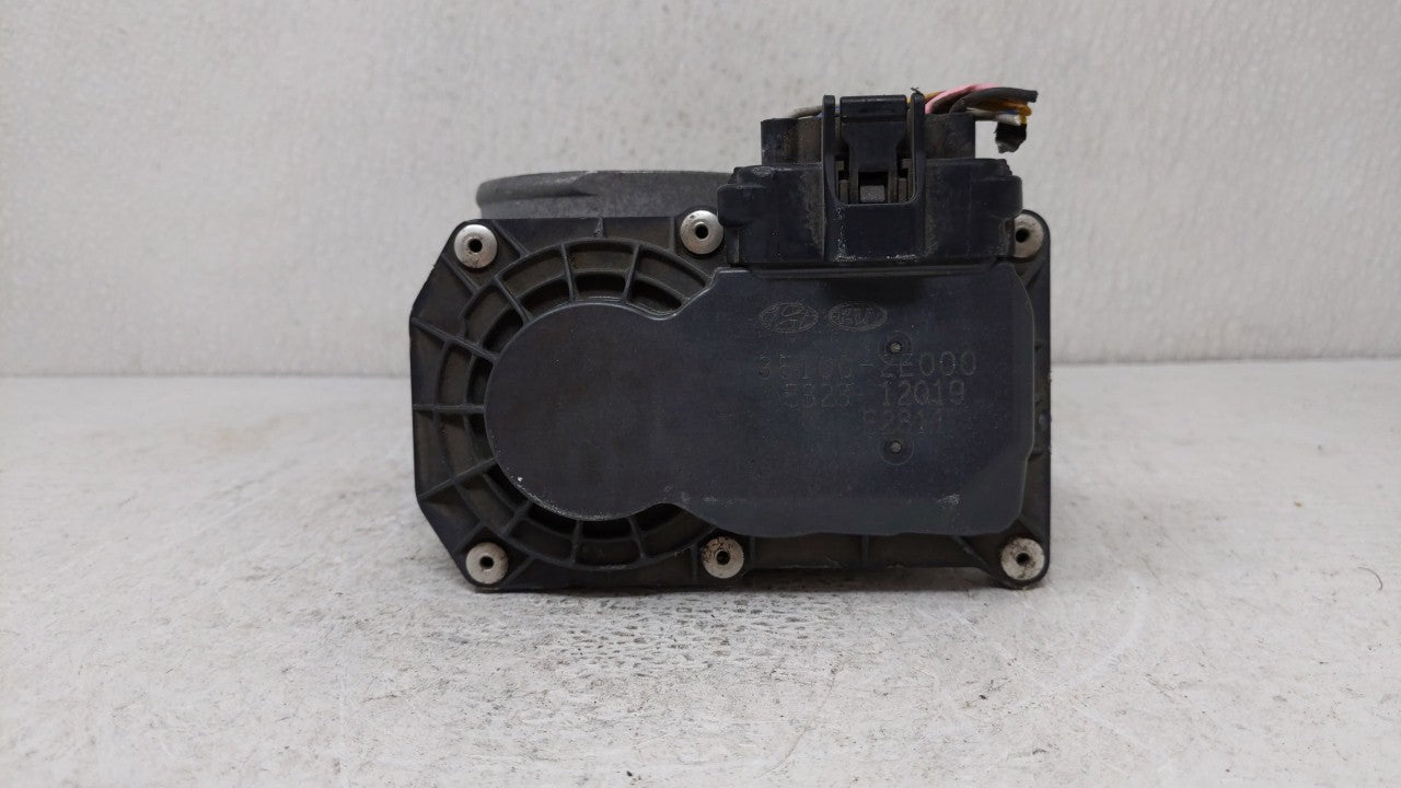 2014-2018 Kia Forte Throttle Body P/N:35100-2E000 Fits Fits 2011 2012 2013 2014 2015 2016 2017 2018 2019 OEM Used Auto Parts