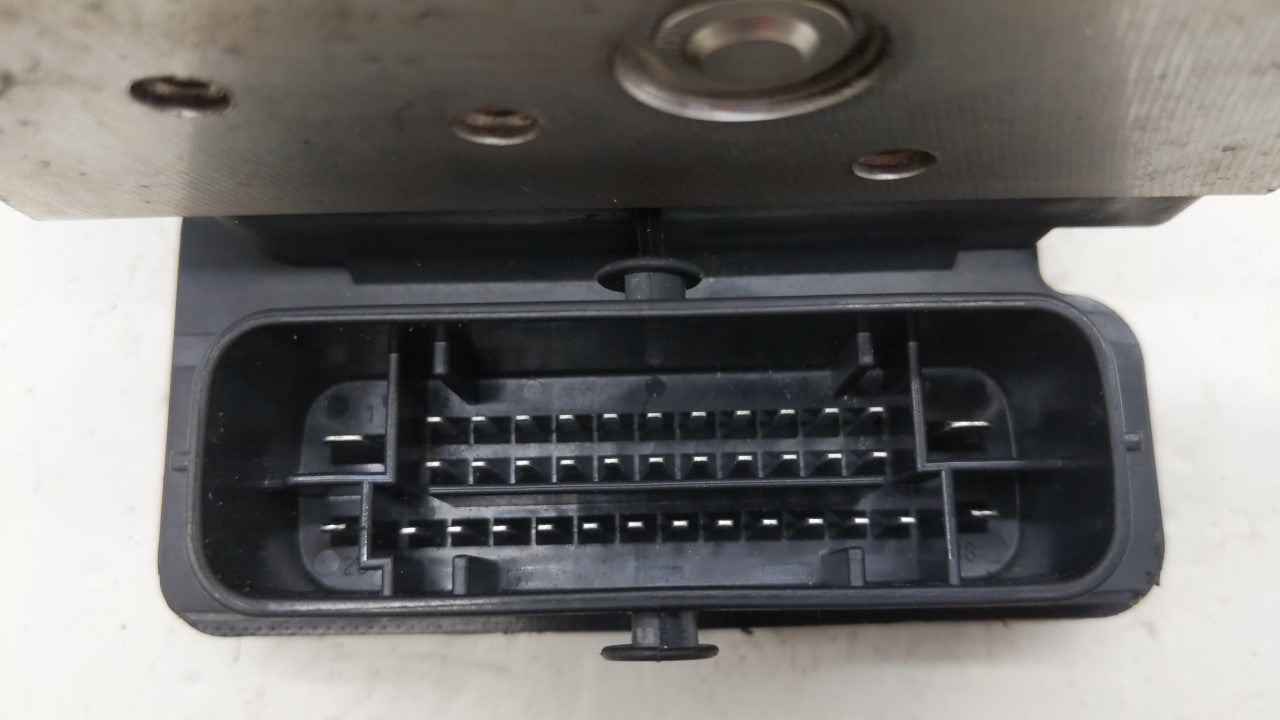 2014-2016 Kia Forte ABS Pump Control Module Replacement P/N:58900-A7200 58920-A7200 Fits Fits 2014 2015 2016 OEM Used Auto P