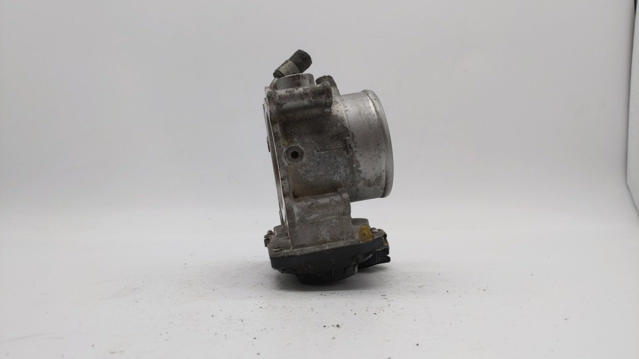 2014-2018 Kia Forte Throttle Body P/N:35100-2E000 Fits Fits 2011 2012 2013 2014 2015 2016 2017 2018 2019 OEM Used Auto Parts