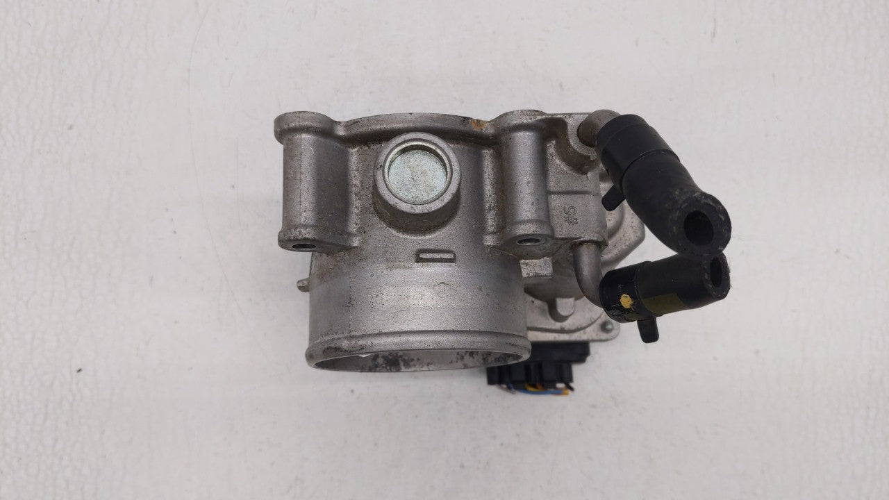 2014-2018 Kia Forte Throttle Body P/N:35100-2E000 Fits Fits 2011 2012 2013 2014 2015 2016 2017 2018 2019 OEM Used Auto Parts