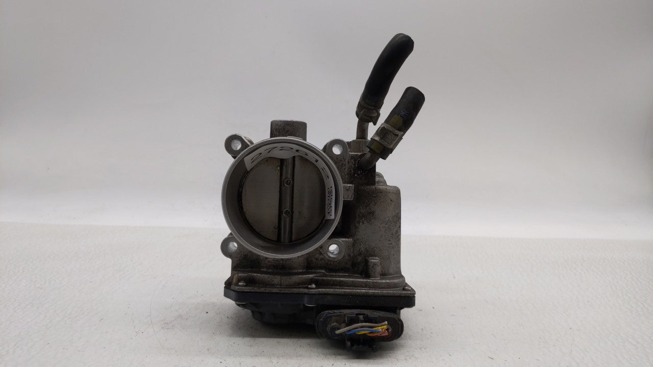 2014-2018 Kia Forte Throttle Body P/N:35100-2E000 Fits Fits 2011 2012 2013 2014 2015 2016 2017 2018 2019 OEM Used Auto Parts