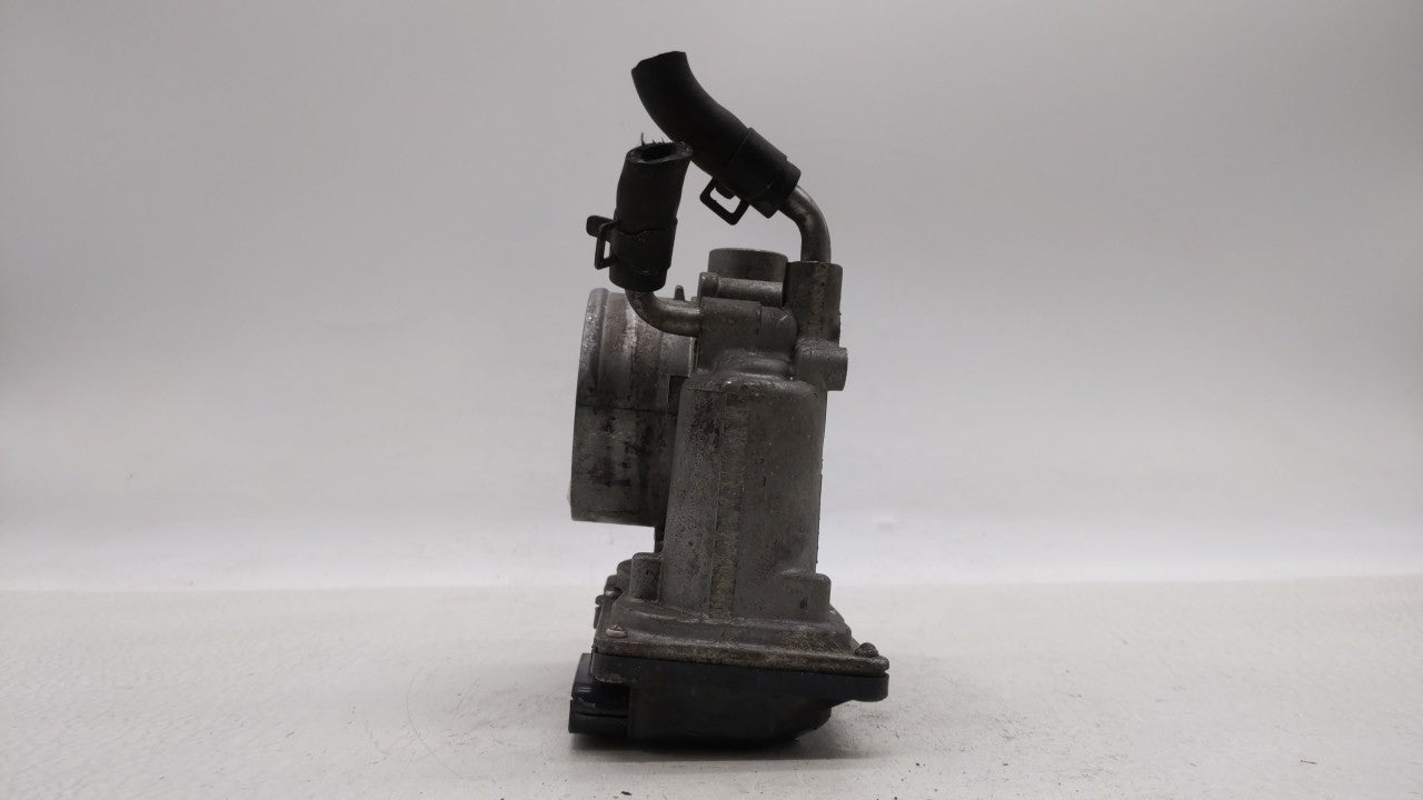 2014-2018 Kia Forte Throttle Body P/N:35100-2E000 Fits Fits 2011 2012 2013 2014 2015 2016 2017 2018 2019 OEM Used Auto Parts