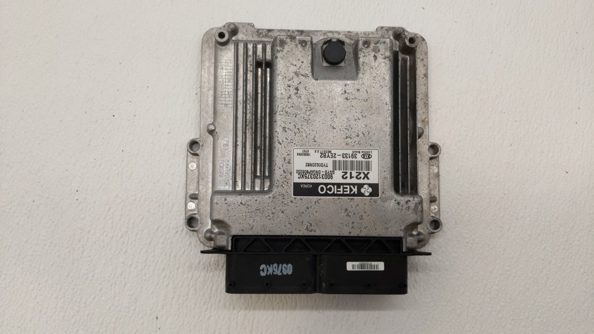 2014 Kia Forte PCM Engine Control Computer ECU ECM PCU OEM P/N:39133-2EYB2 39133-2EYB0 OEM Used Auto Parts - Oemusedautopart