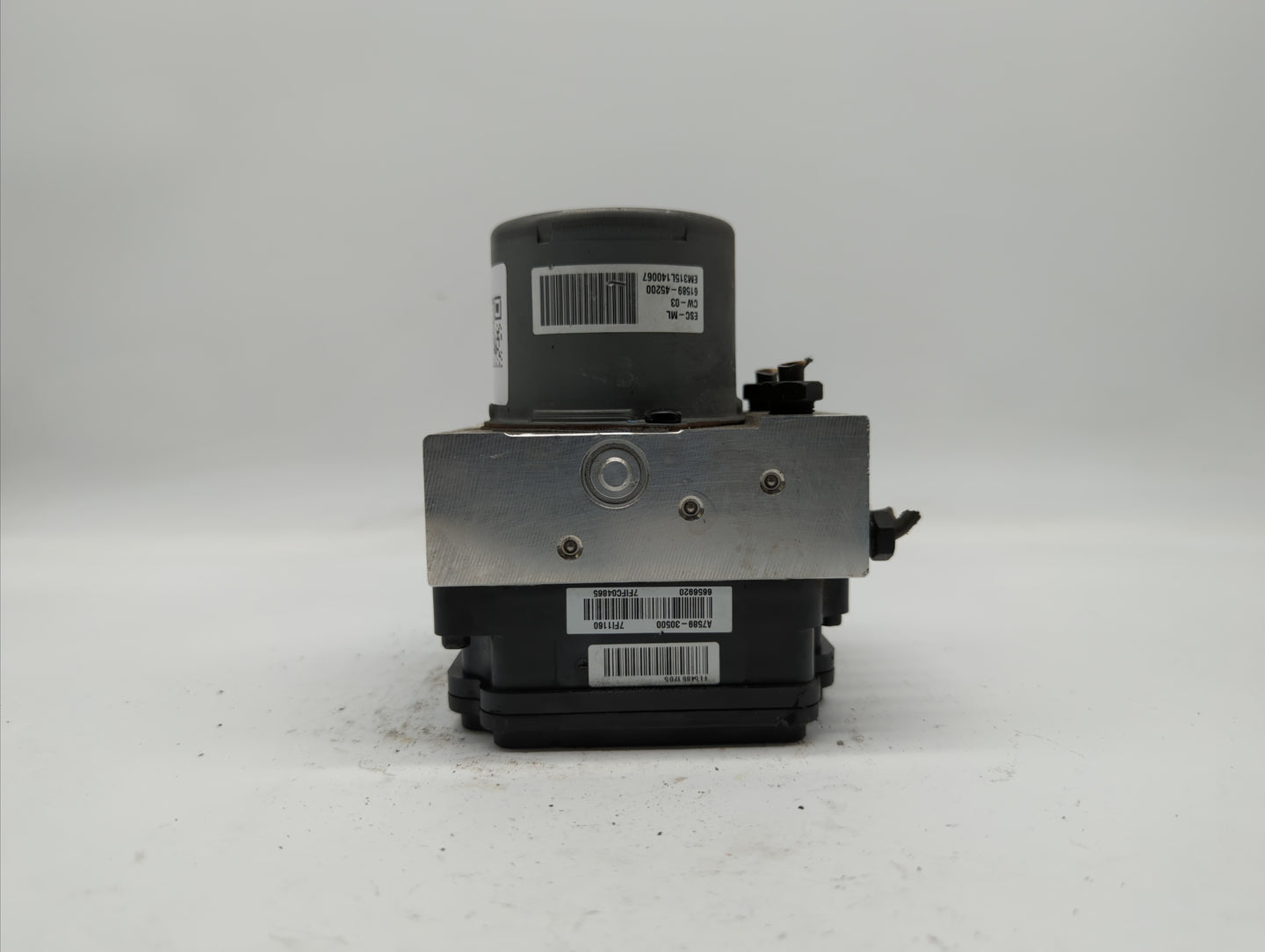 2014-2016 Kia Forte ABS Pump Control Module Replacement P/N:58900-A7200 58920-A7200 Fits Fits 2014 2015 2016 OEM Used Auto P