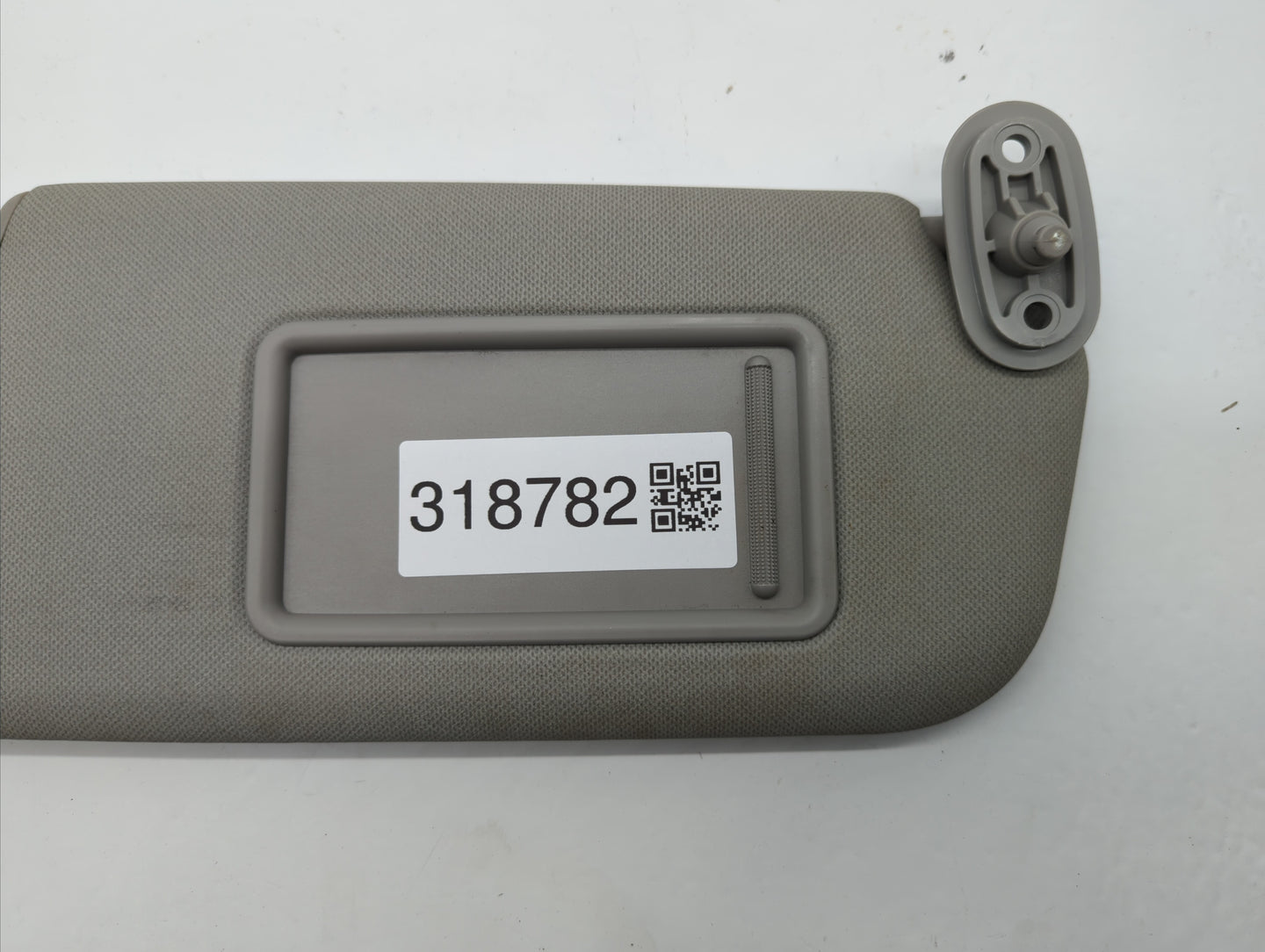 2014-2016 Kia Forte Sun Visor Shade Replacement Passenger Right Mirror Fits Fits 2014 2015 2016 OEM Used Auto Parts - Oemuse