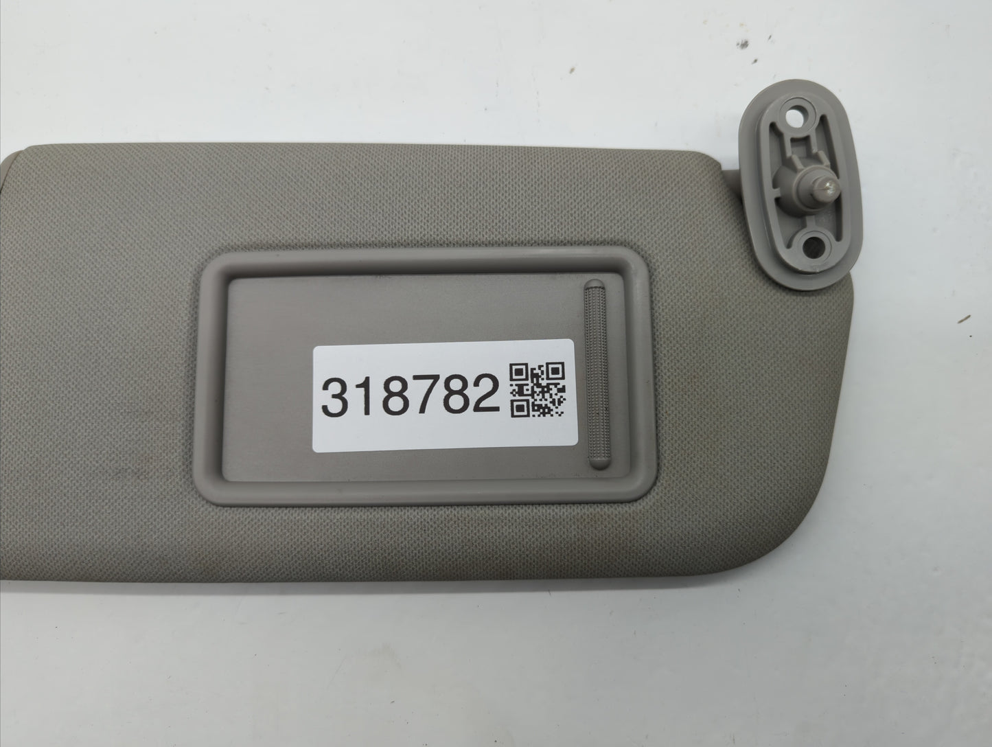 2014-2016 Kia Forte Sun Visor Shade Replacement Passenger Right Mirror Fits Fits 2014 2015 2016 OEM Used Auto Parts - Oemuse