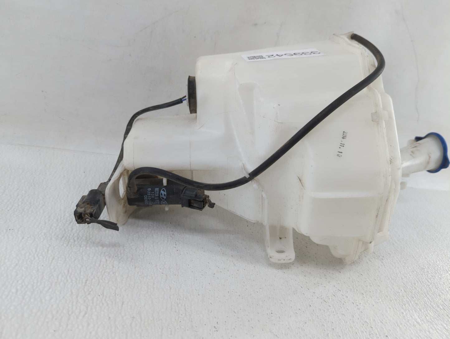 Kia Forte Radiator Coolant Overflow Expansion Tank Bottle - Oemusedautoparts1.com