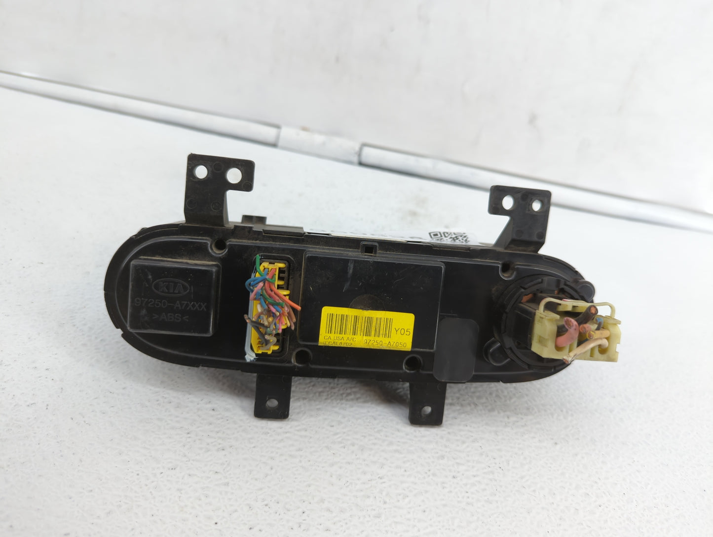 2014-2016 Kia Forte Climate Control Module Temperature AC/Heater Replacement P/N:97250-A7XXX 97250-A7050WK Fits OEM Used Aut