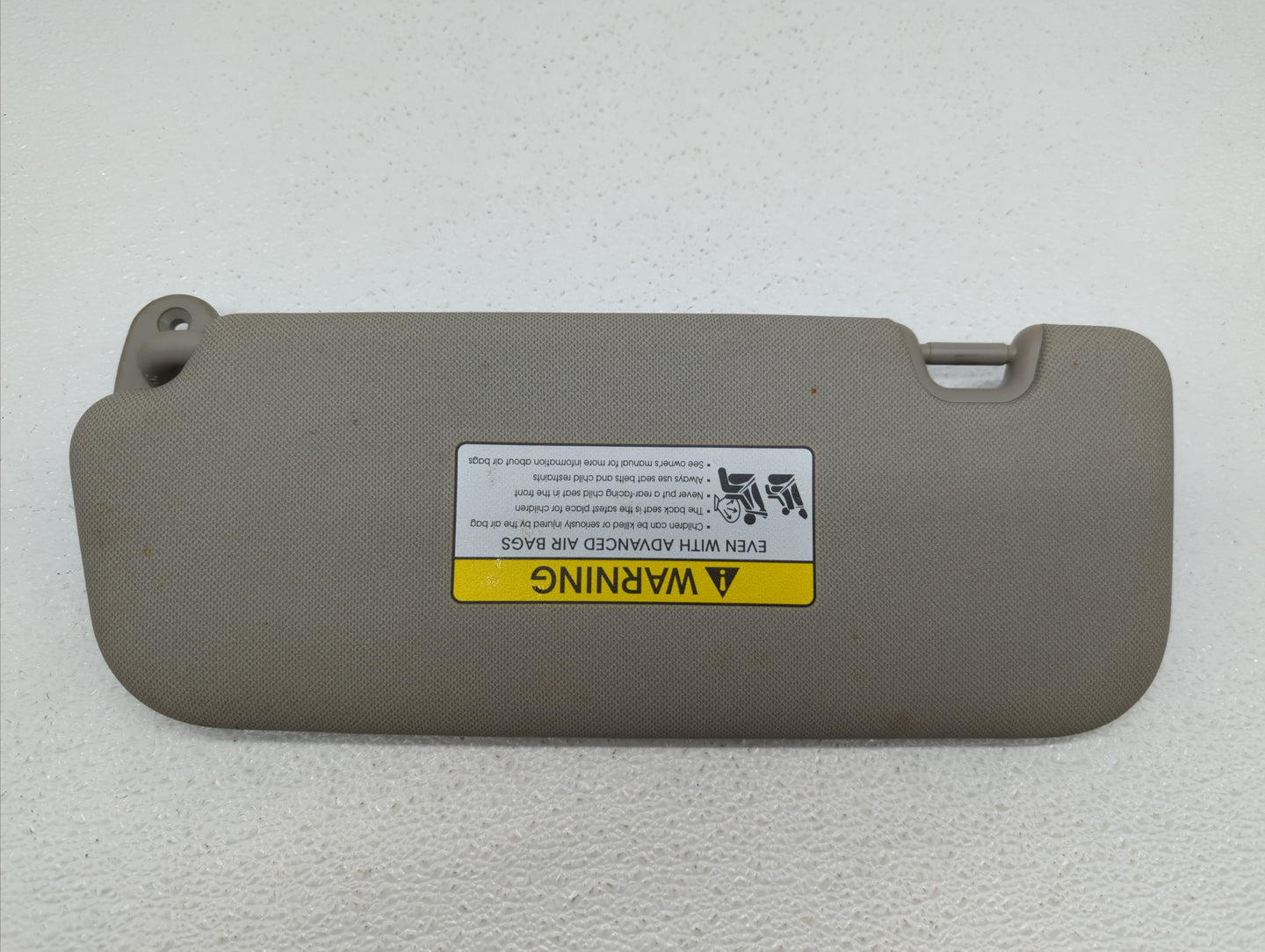 2014-2016 Kia Forte Sun Visor Shade Replacement Passenger Right Mirror Fits Fits 2014 2015 2016 OEM Used Auto Parts - Oemuse