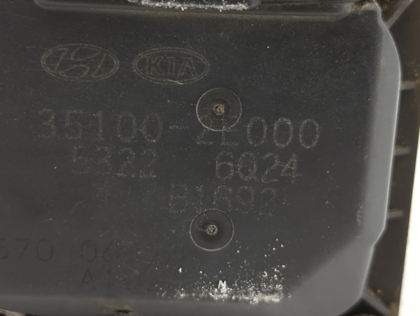 2014-2018 Kia Forte Throttle Body P/N:35100-2E000 1302150124, 35100-2E710 Fits Fits 2011 2012 2013 2014 2015 2016 2017 2018 